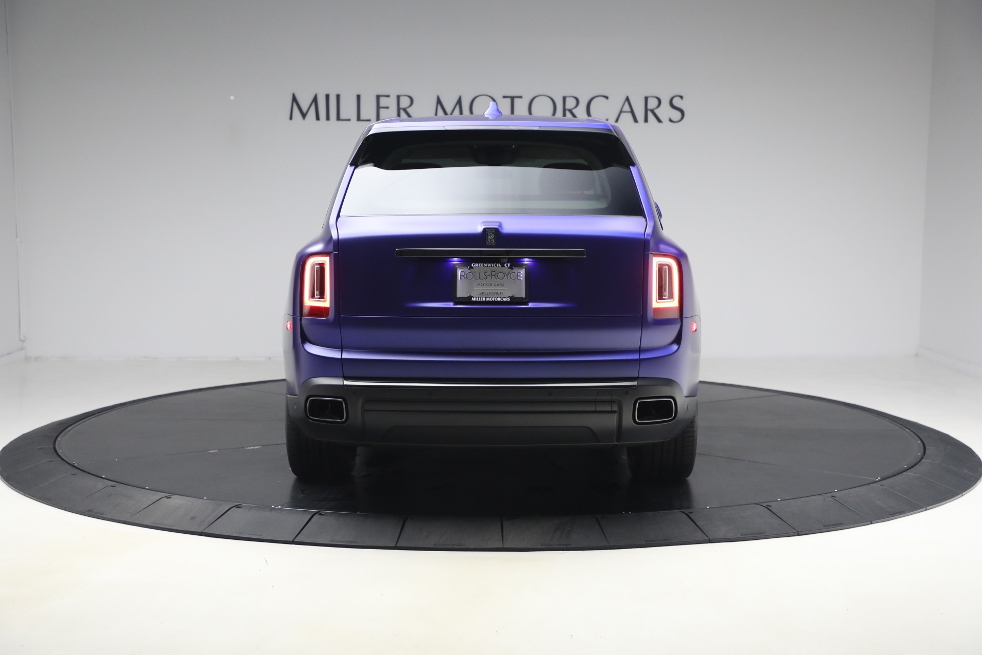 Used-2023-Rolls-Royce-Black-Badge-Cullinan