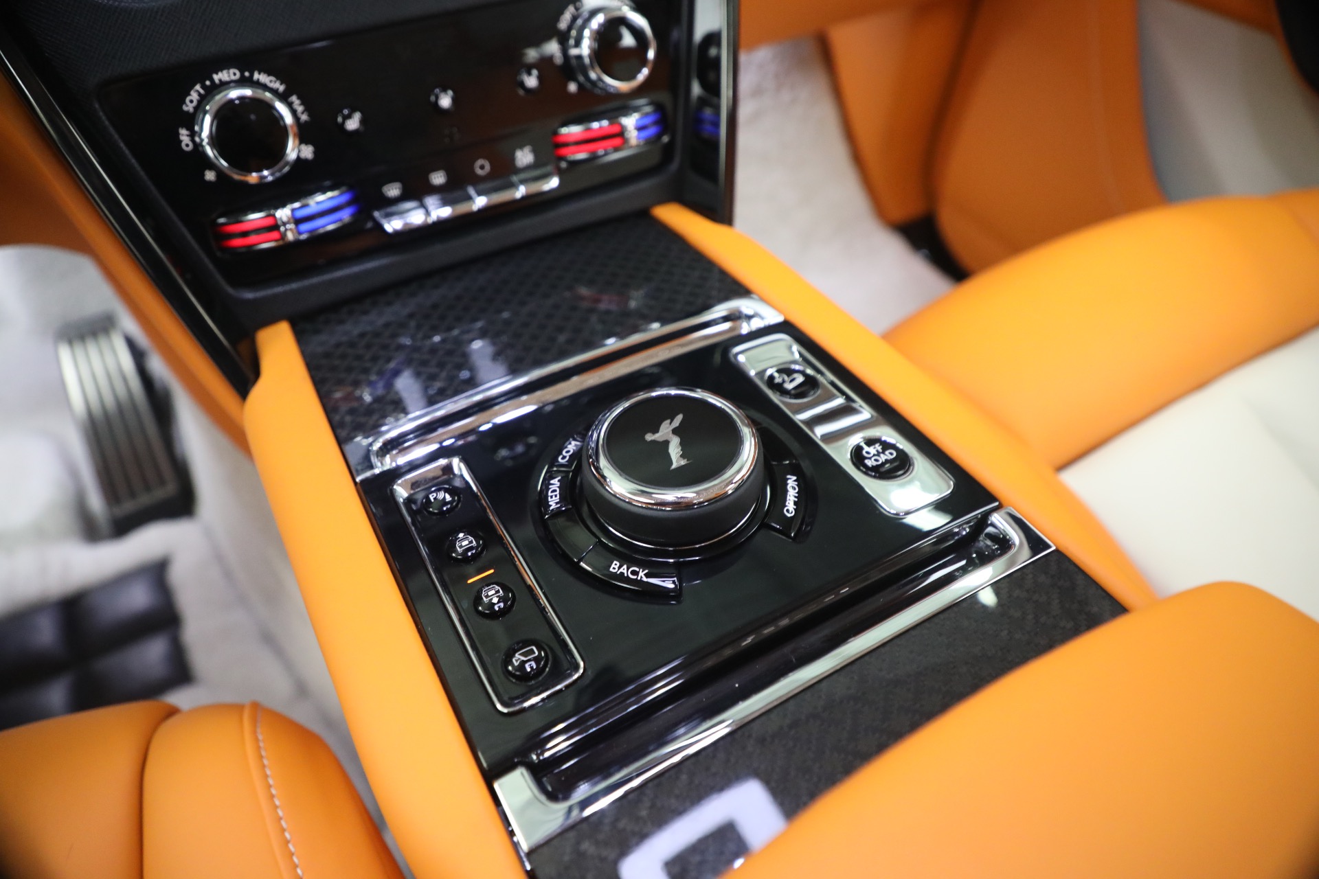 Used-2023-Rolls-Royce-Black-Badge-Cullinan