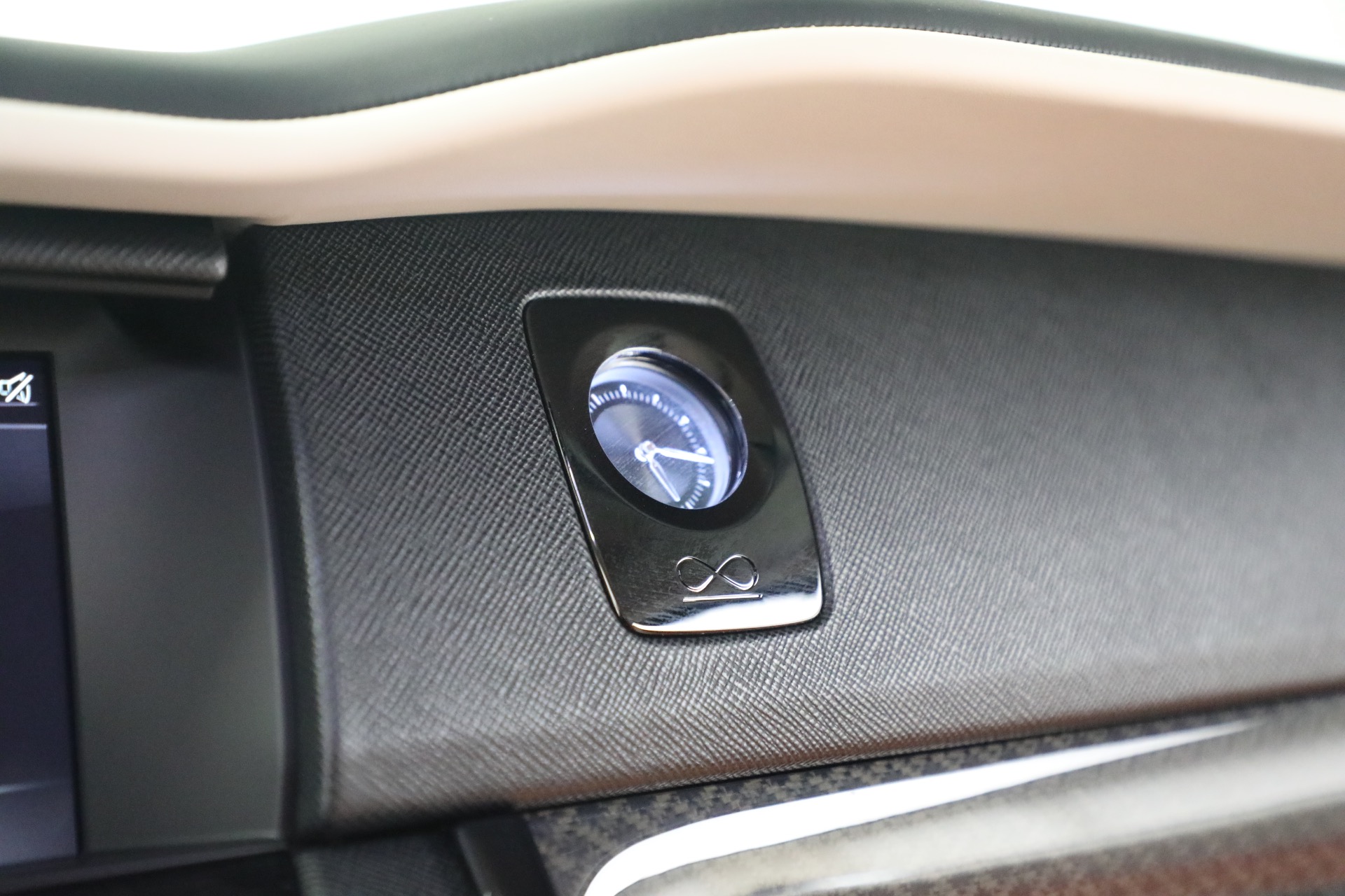 Used-2023-Rolls-Royce-Black-Badge-Cullinan