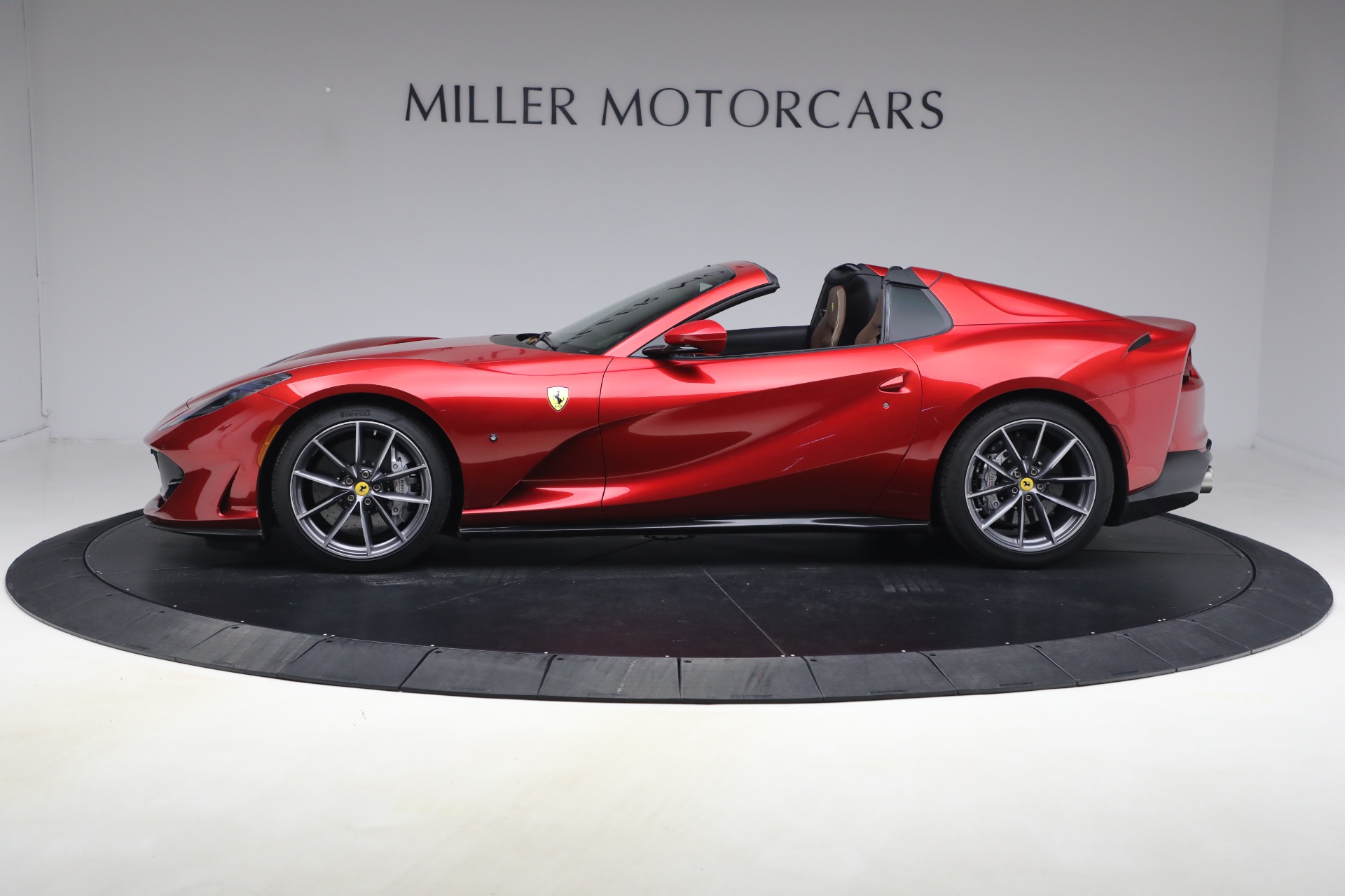 Used-2022-Ferrari-812-GTS