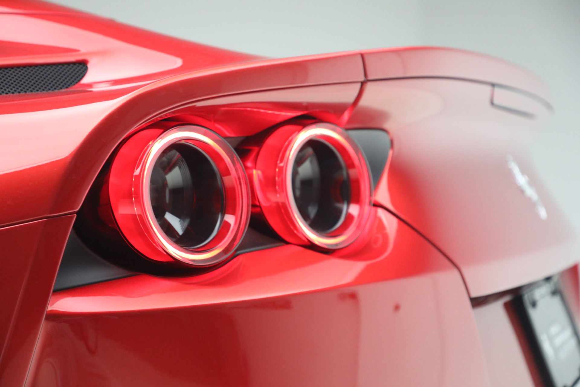 Used-2022-Ferrari-812-GTS