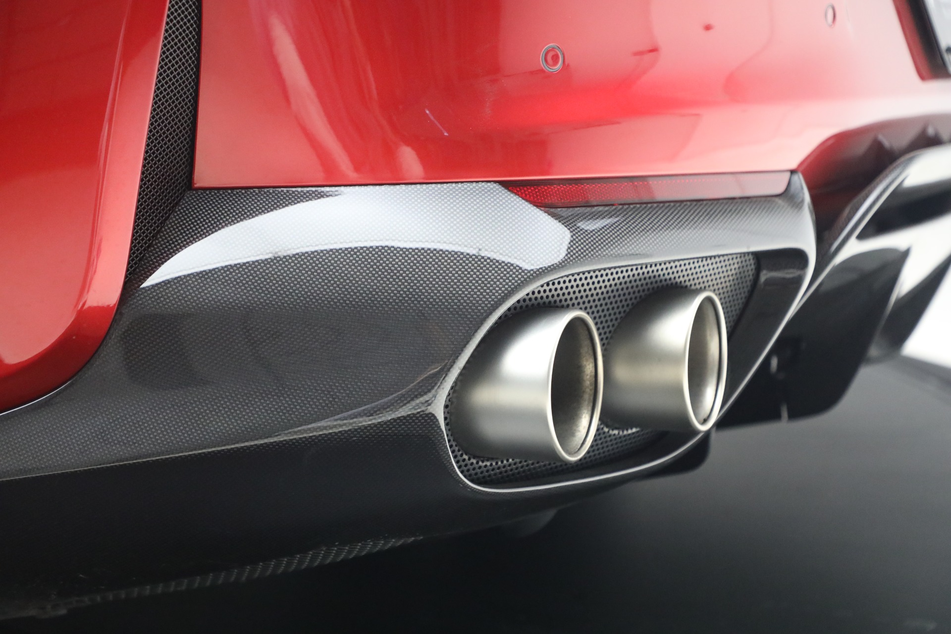 Used-2022-Ferrari-812-GTS