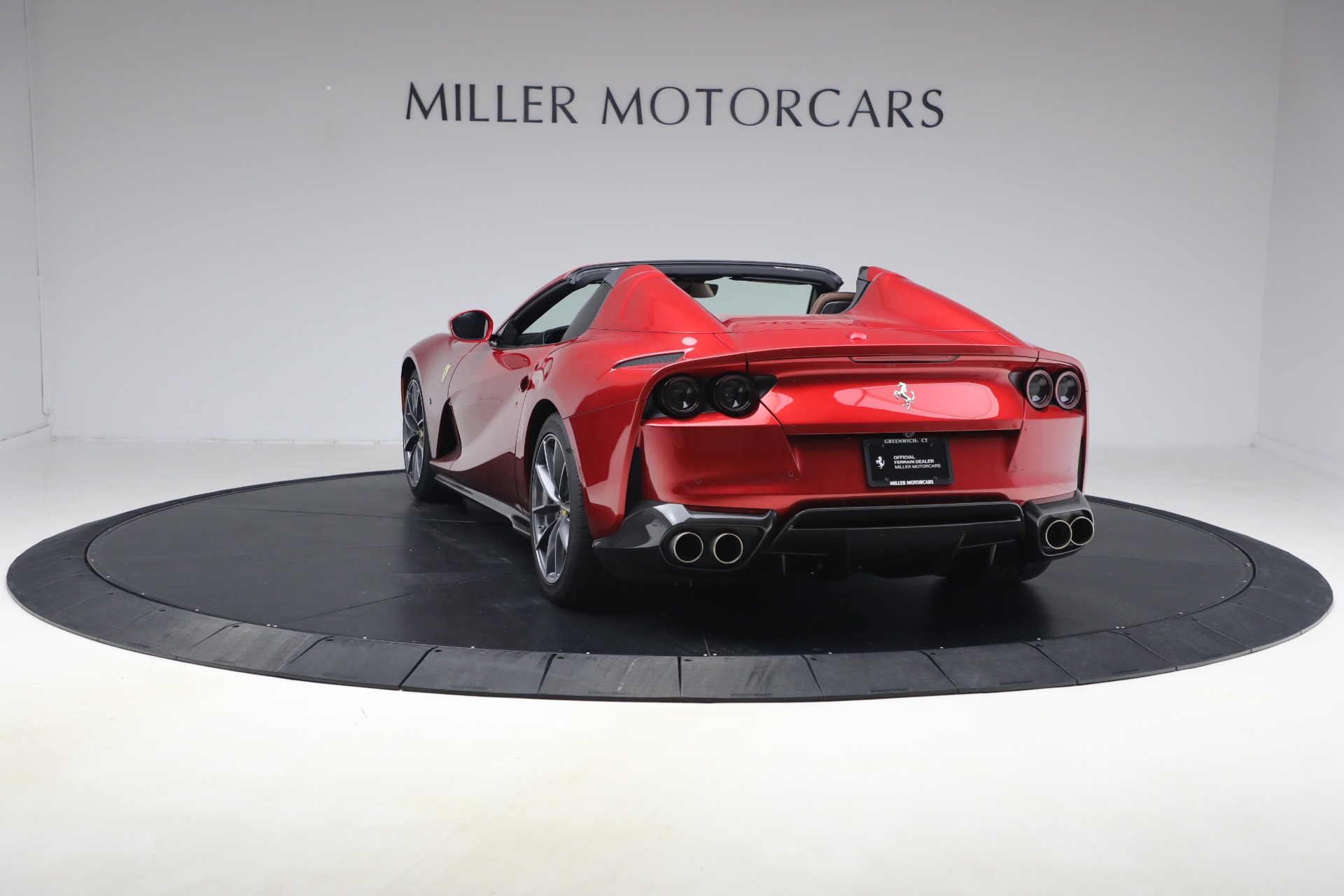 Used-2022-Ferrari-812-GTS
