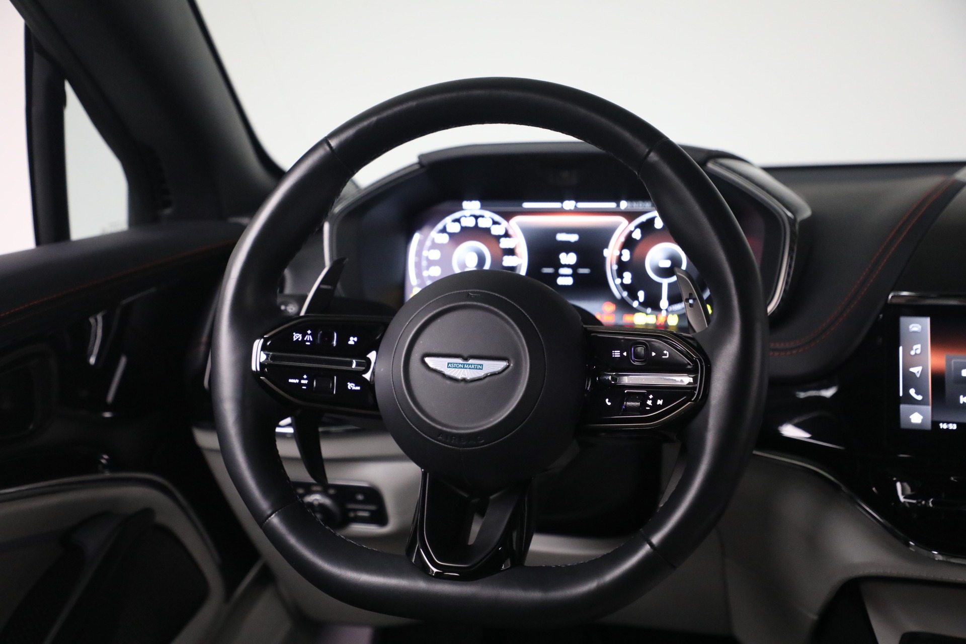 Used-2025-Aston-Martin-DBX-707