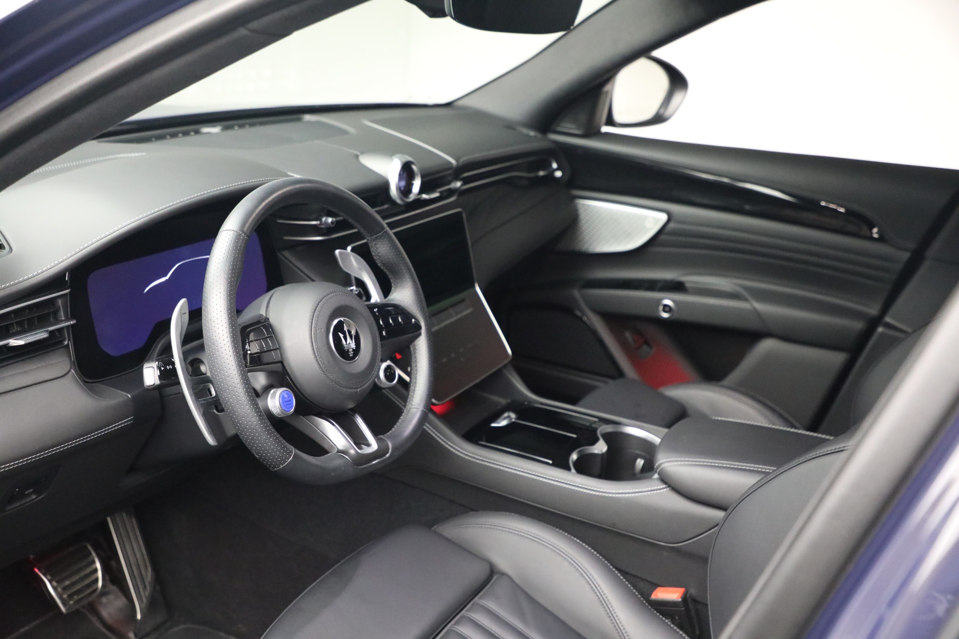 New-2026-Maserati-Grecale-Modena