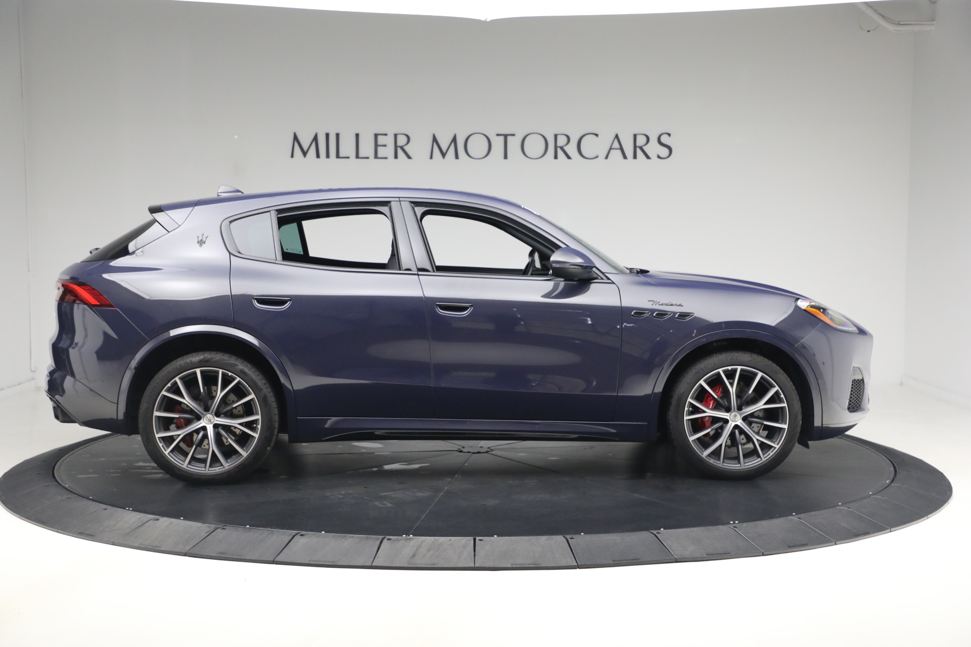 New-2026-Maserati-Grecale-Modena