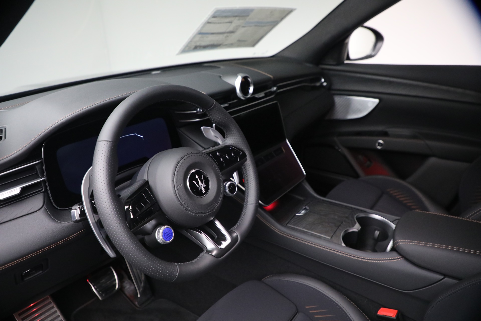 New-2026-Maserati-Grecale-Modena-V6