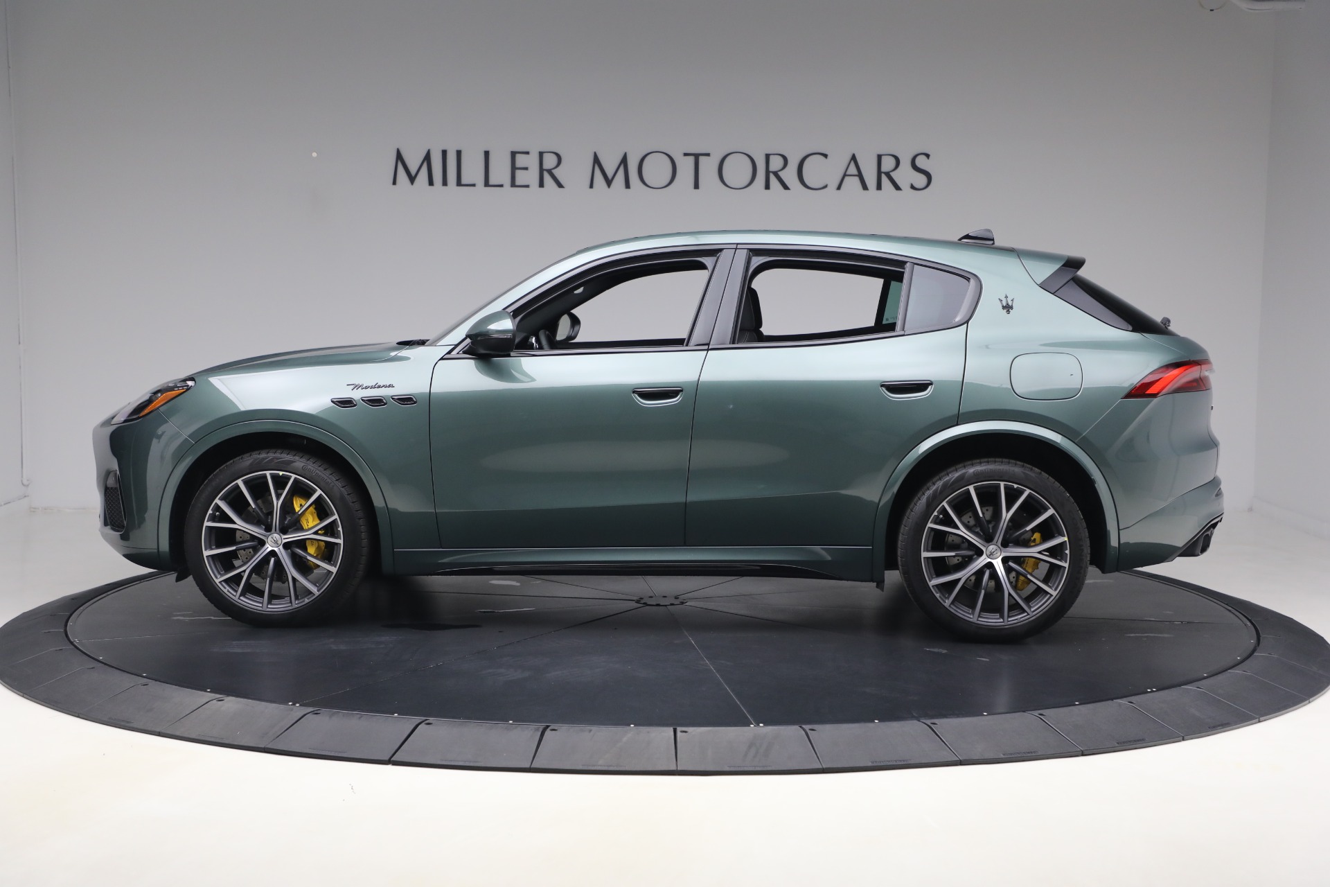 New-2026-Maserati-Grecale-Modena-V6
