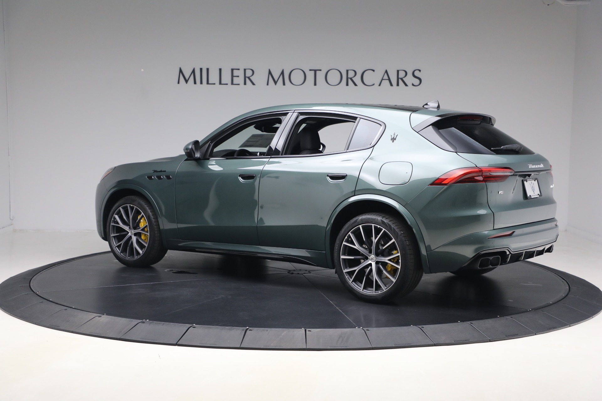 New-2026-Maserati-Grecale-Modena-V6