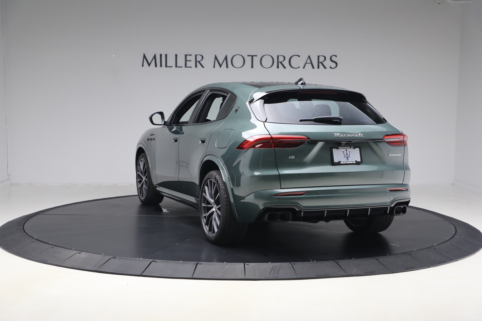 New-2026-Maserati-Grecale-Modena-V6