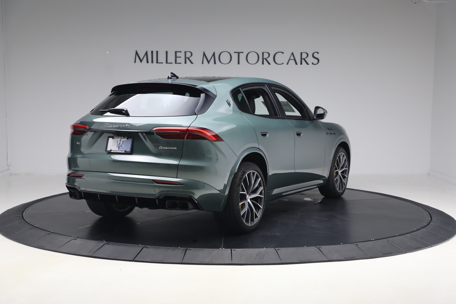 New-2026-Maserati-Grecale-Modena-V6