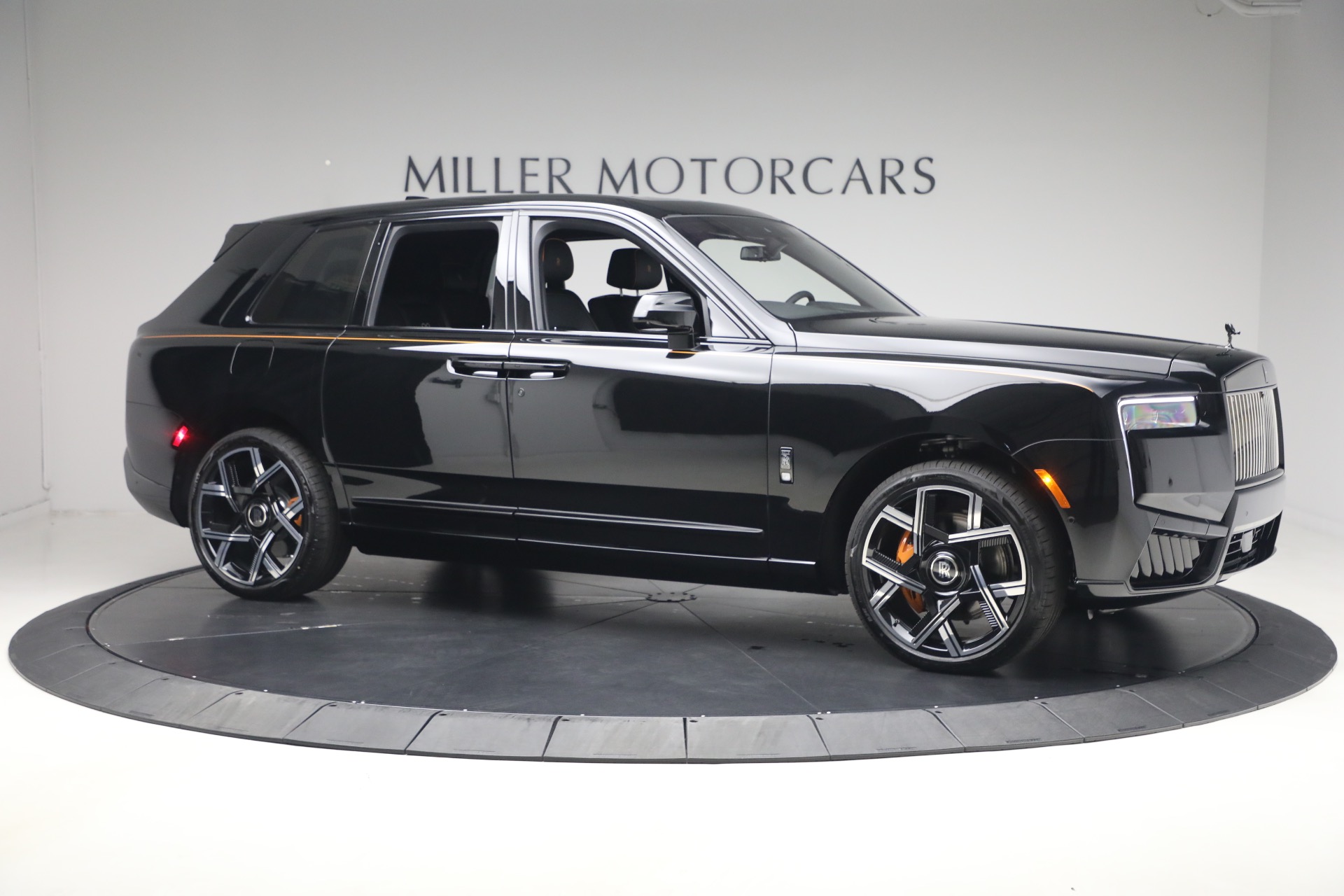 New-2026-Rolls-Royce-Black-Badge-Cullinan