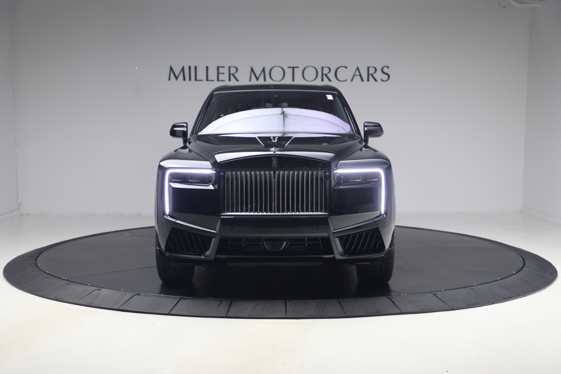 New-2026-Rolls-Royce-Black-Badge-Cullinan