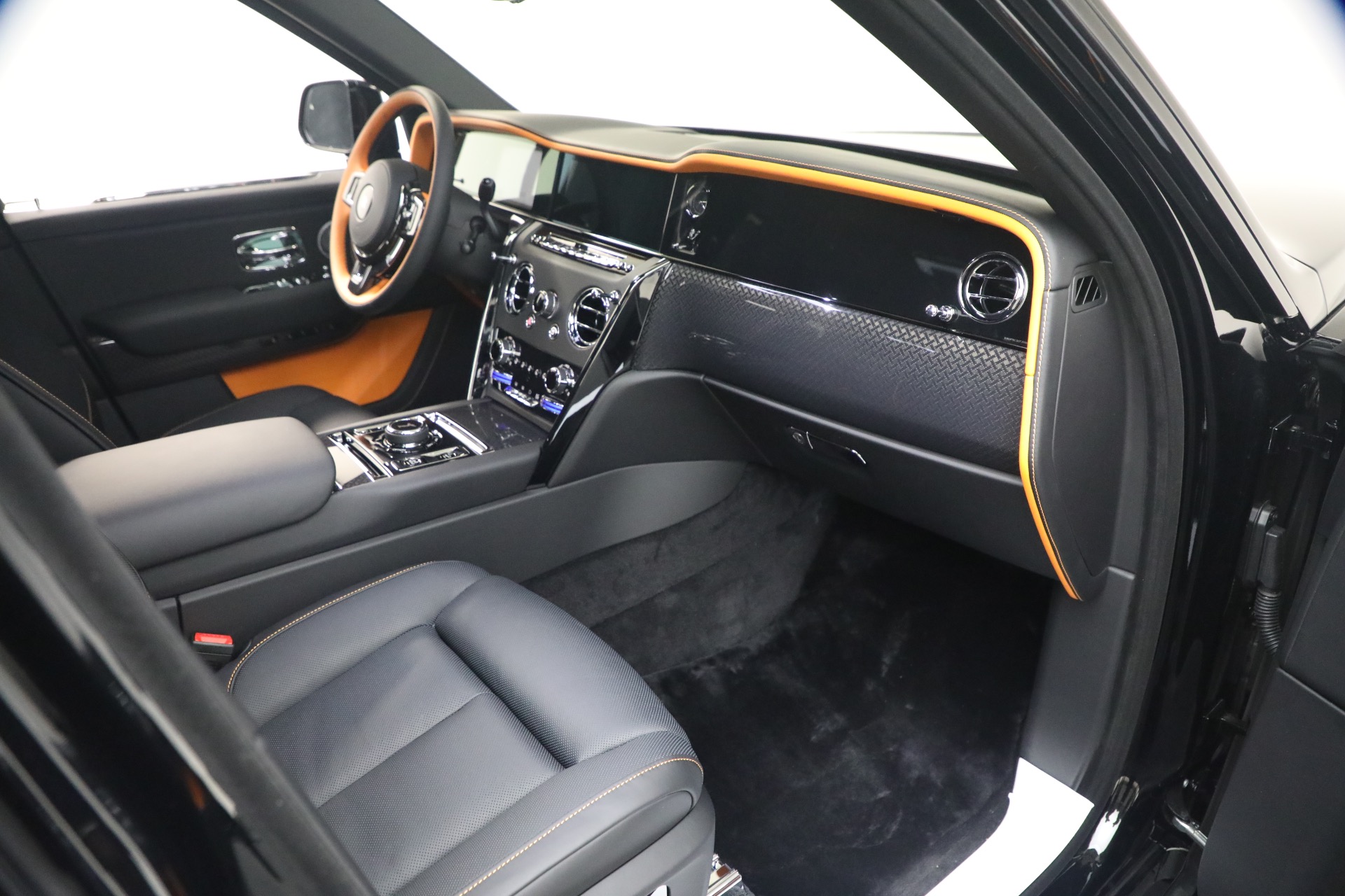 New-2026-Rolls-Royce-Black-Badge-Cullinan