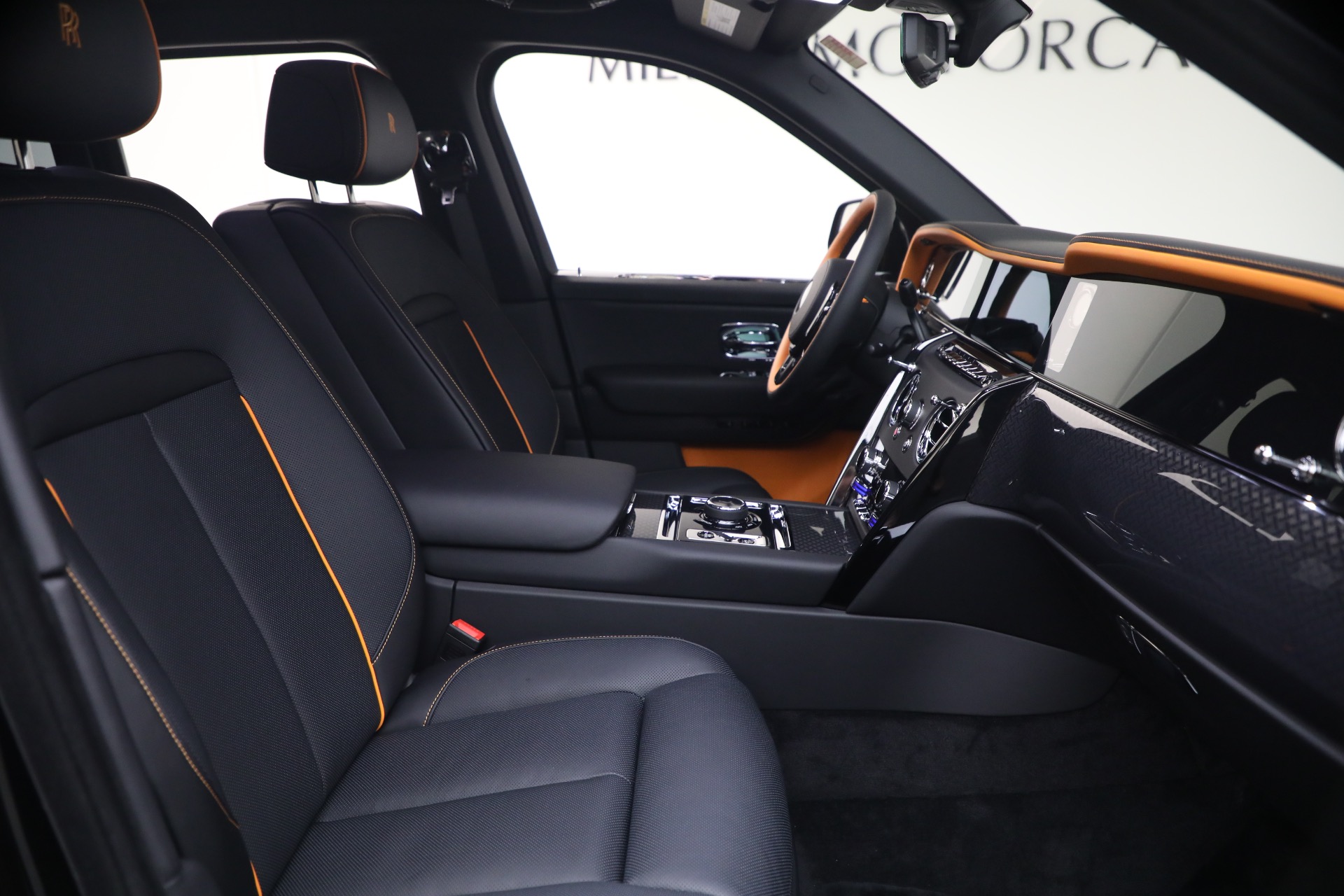 New-2026-Rolls-Royce-Black-Badge-Cullinan