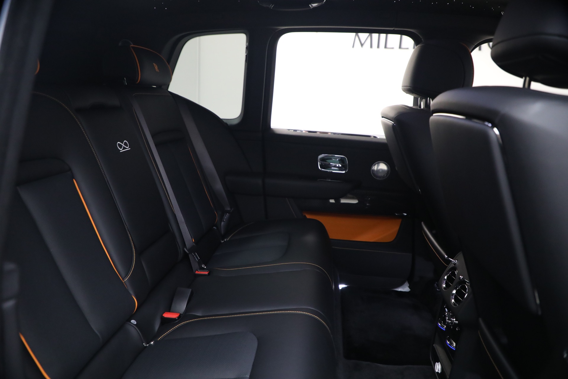 New-2026-Rolls-Royce-Black-Badge-Cullinan