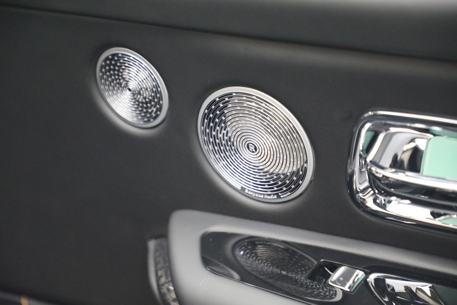 New-2026-Rolls-Royce-Black-Badge-Cullinan