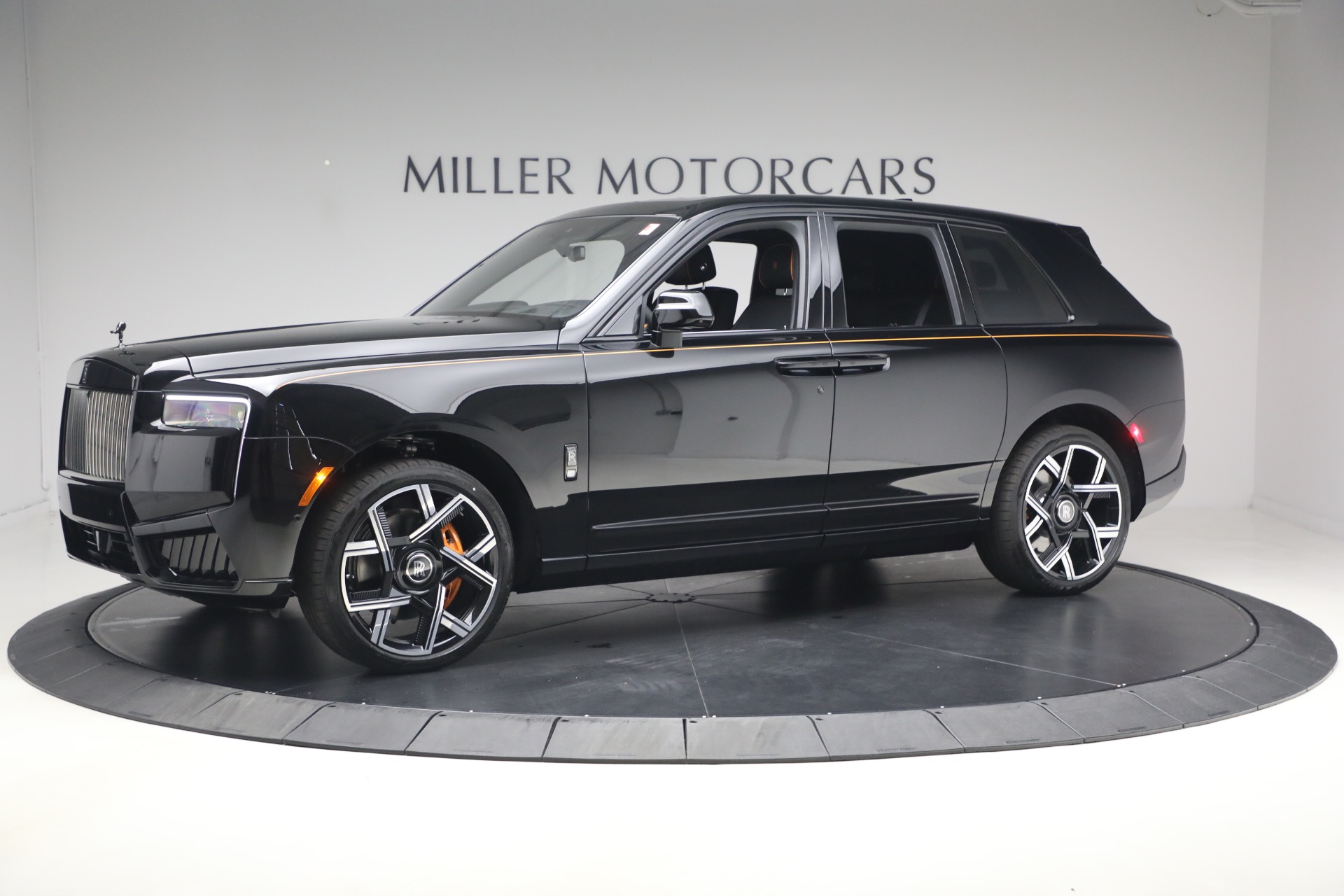 New-2026-Rolls-Royce-Black-Badge-Cullinan