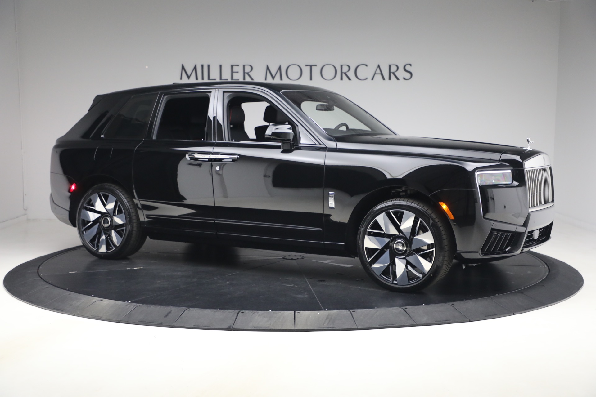 New-2026-Rolls-Royce-Cullinan