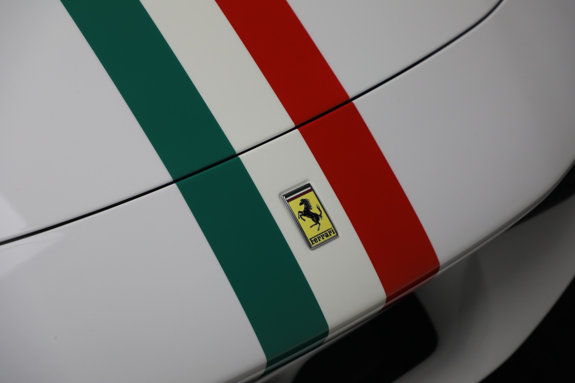 Used-2025-Ferrari-296-GTS