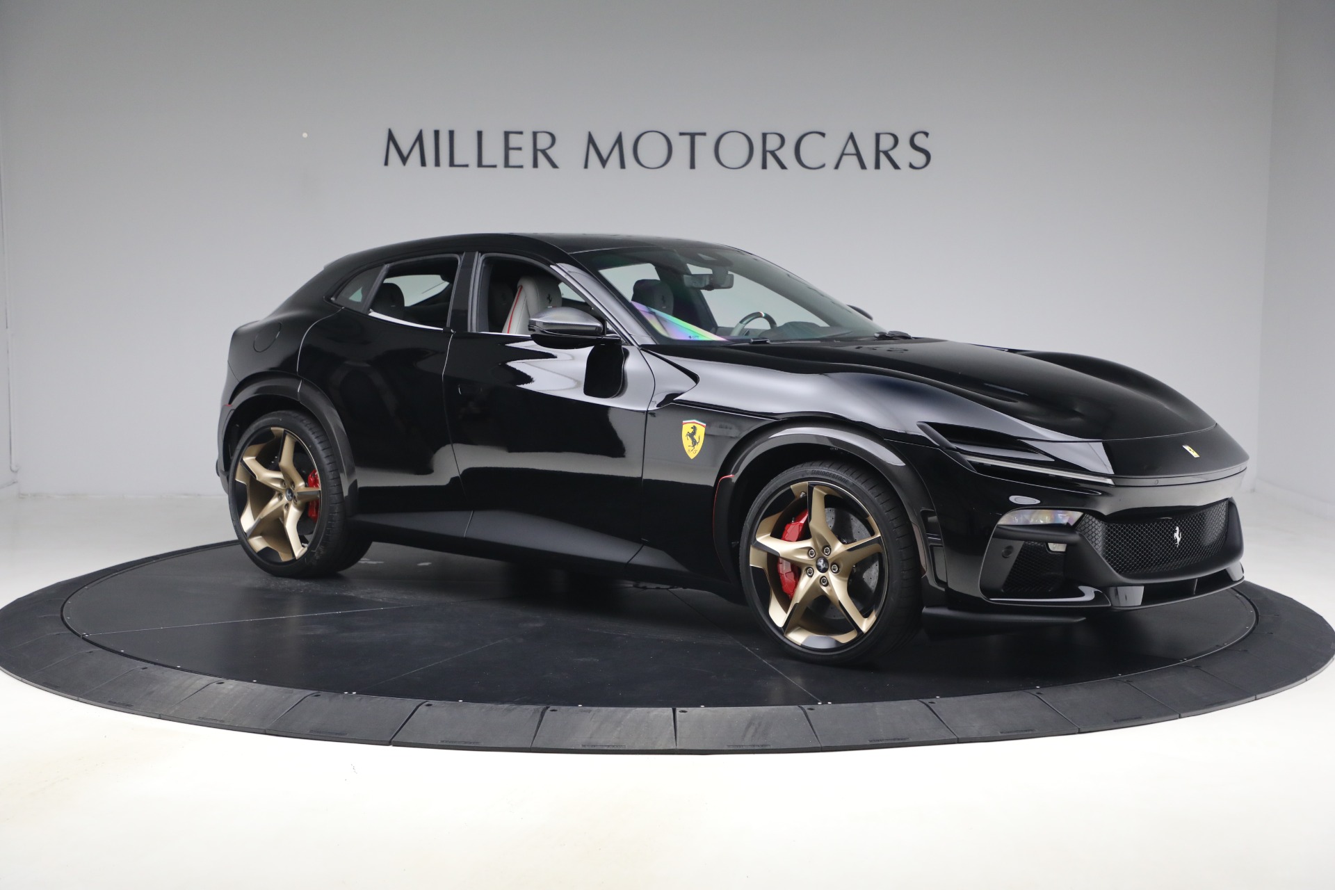 Used-2025-Ferrari-Purosangue