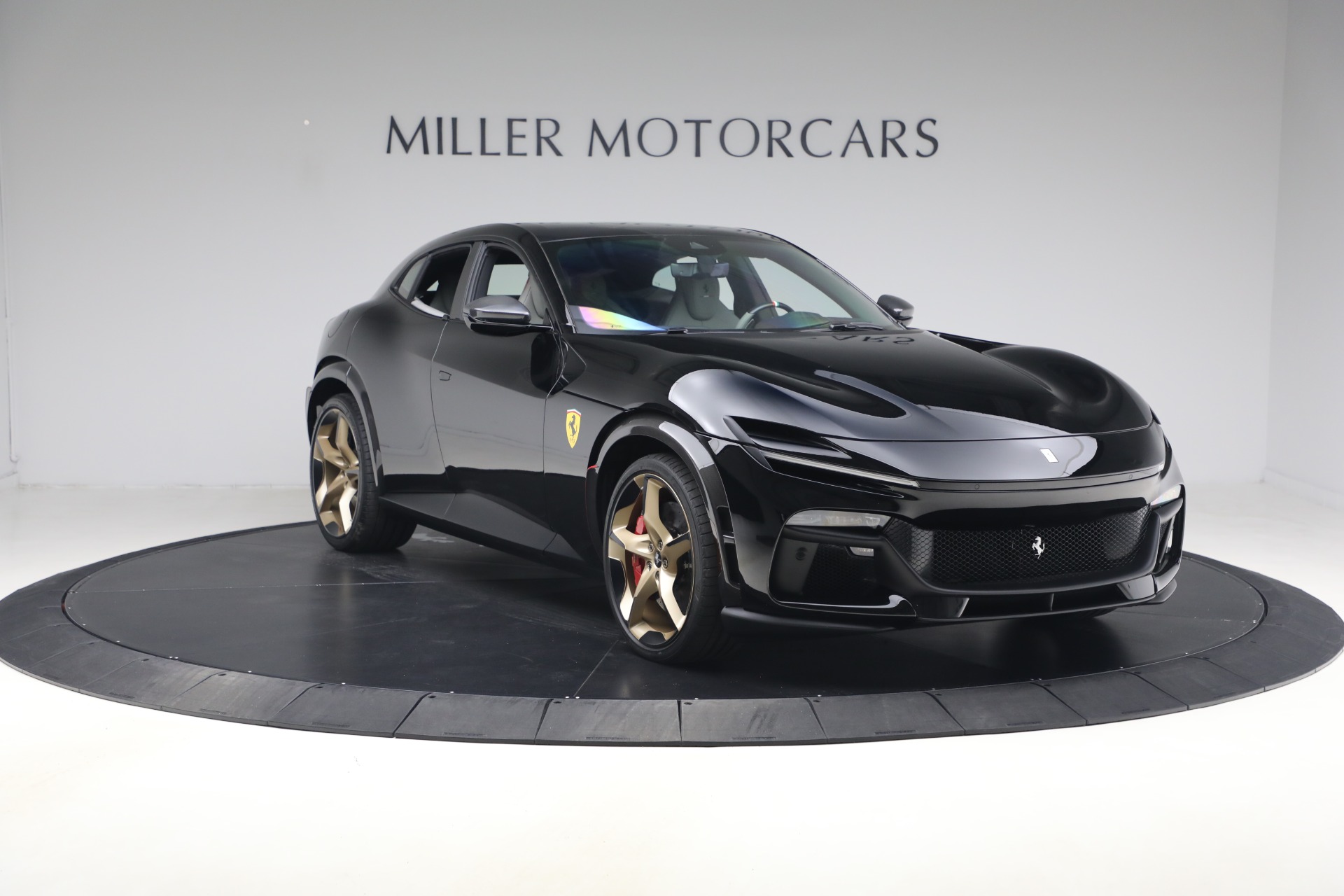 Used-2025-Ferrari-Purosangue