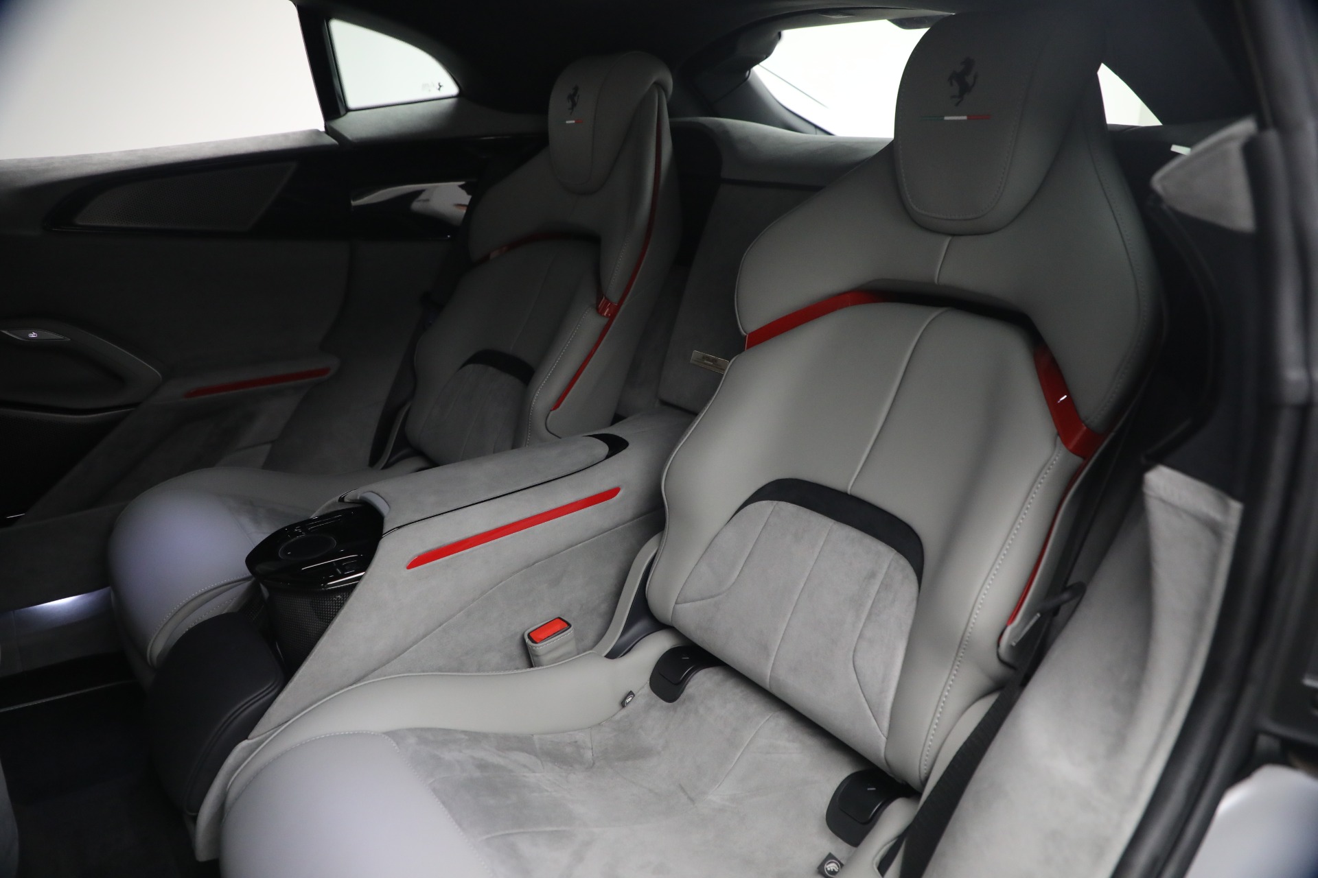 Used-2025-Ferrari-Purosangue