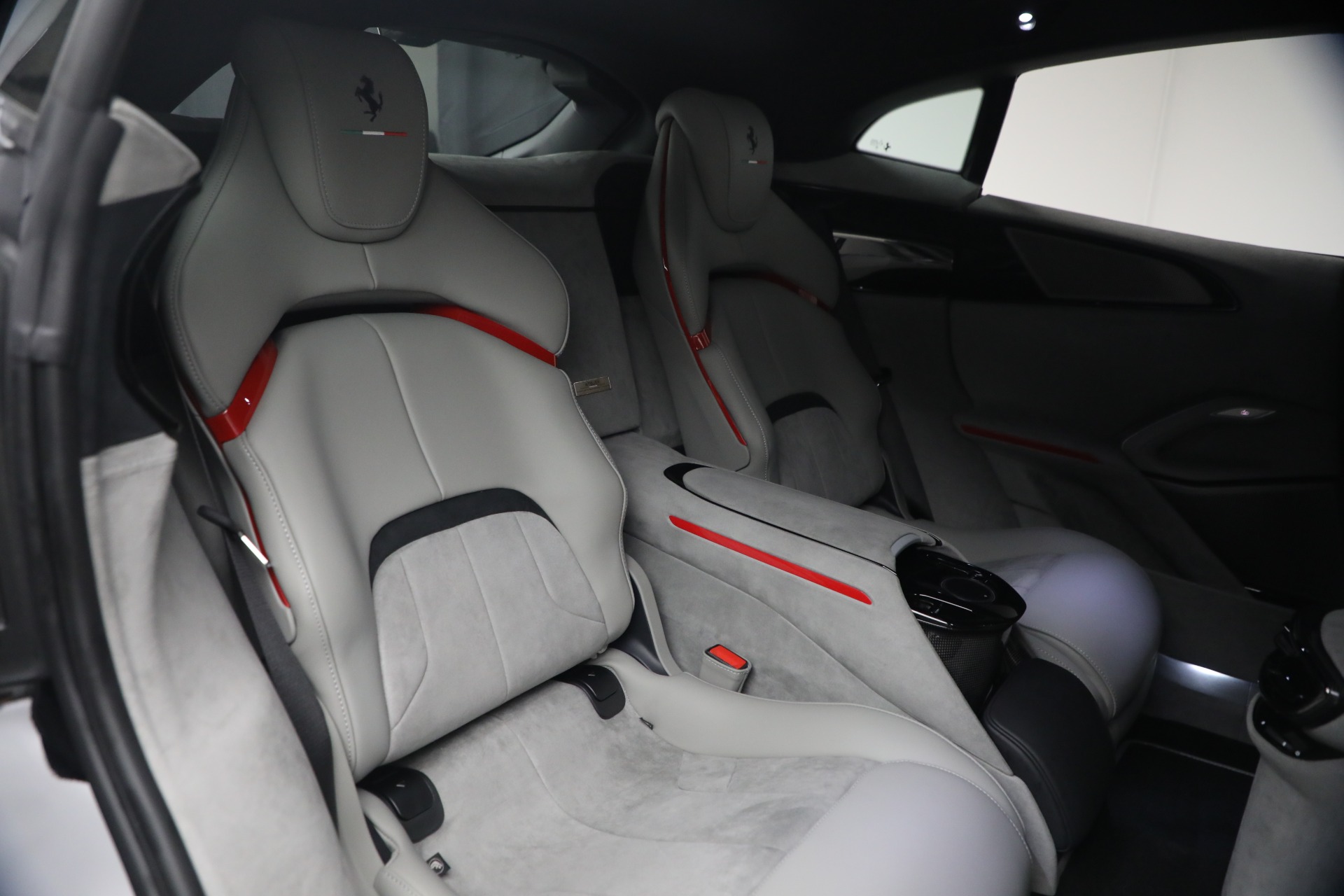 Used-2025-Ferrari-Purosangue