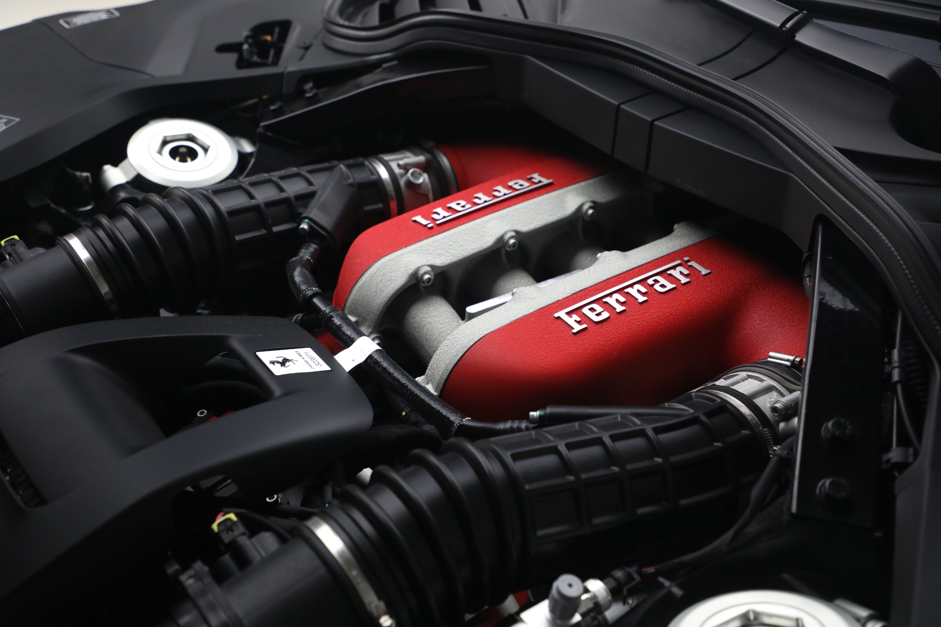 Used-2025-Ferrari-Purosangue