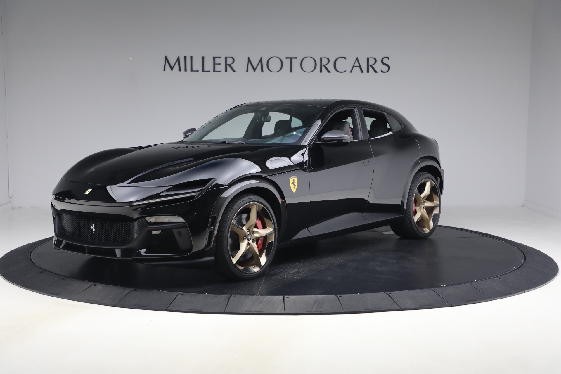 Used-2025-Ferrari-Purosangue