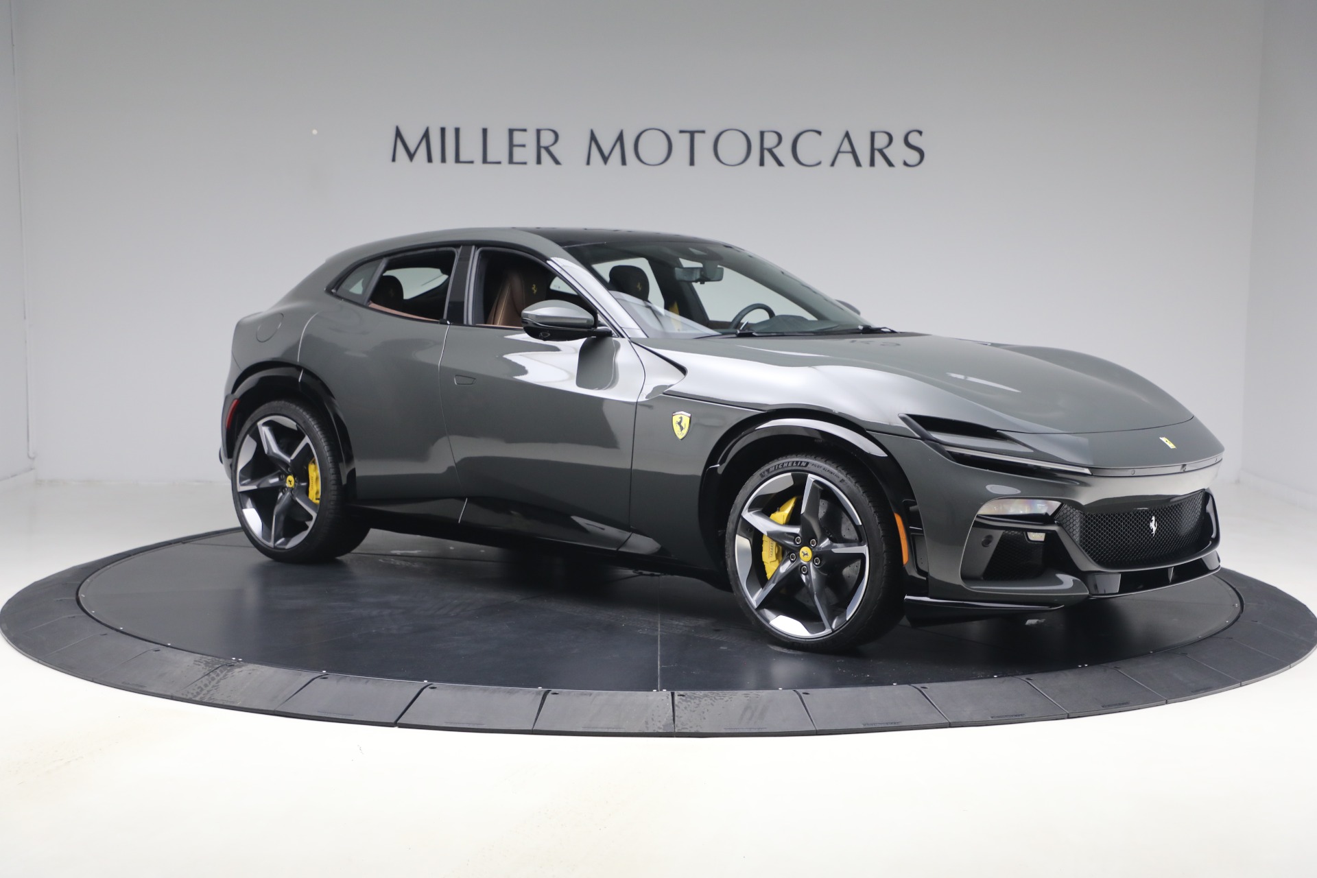 Used-2025-Ferrari-Purosangue