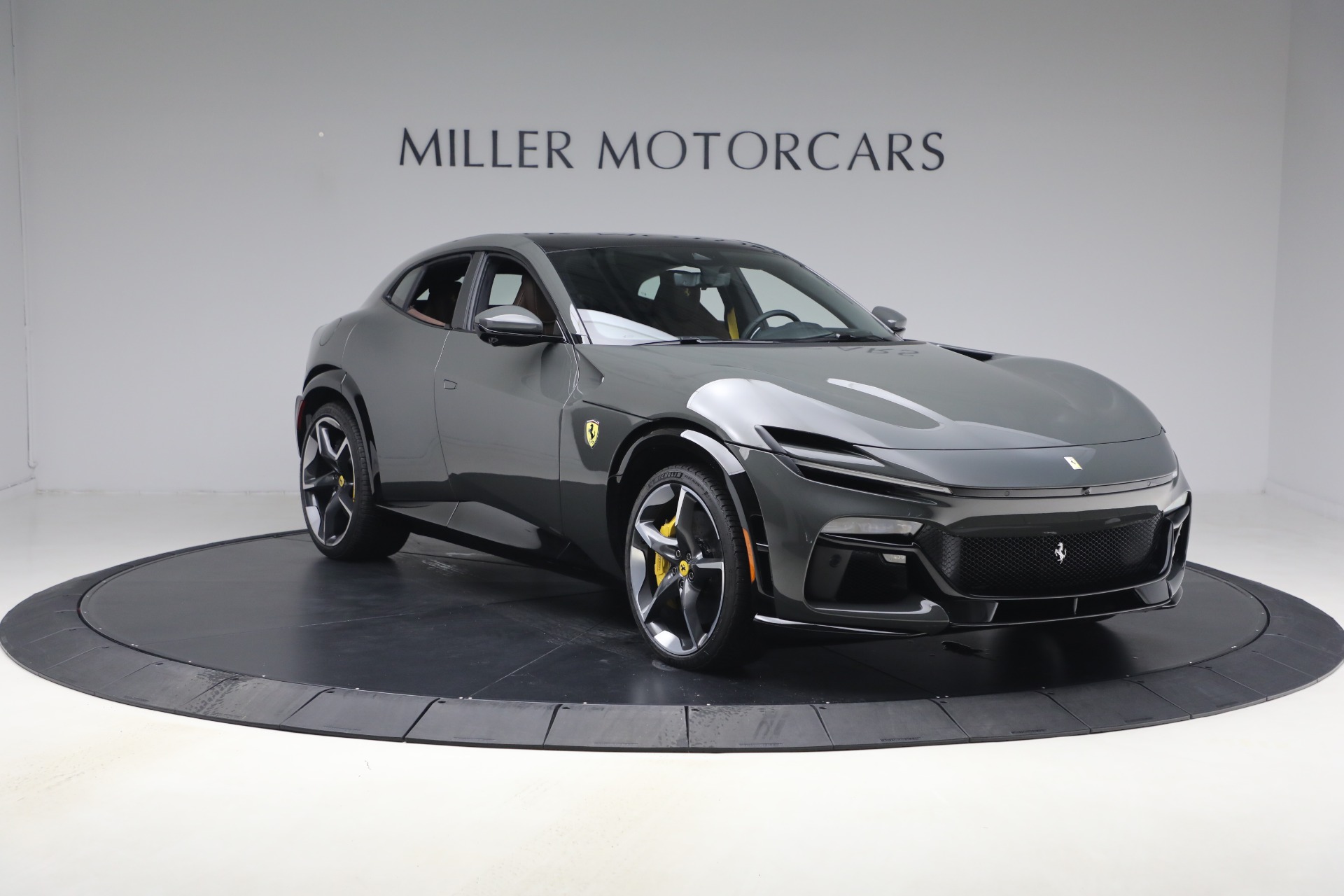 Used-2025-Ferrari-Purosangue