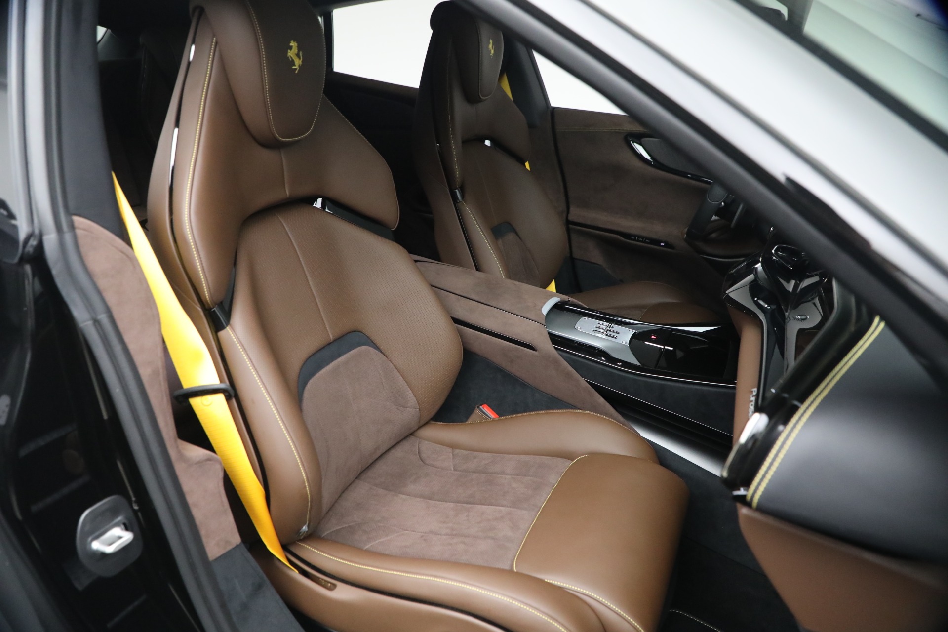 Used-2025-Ferrari-Purosangue