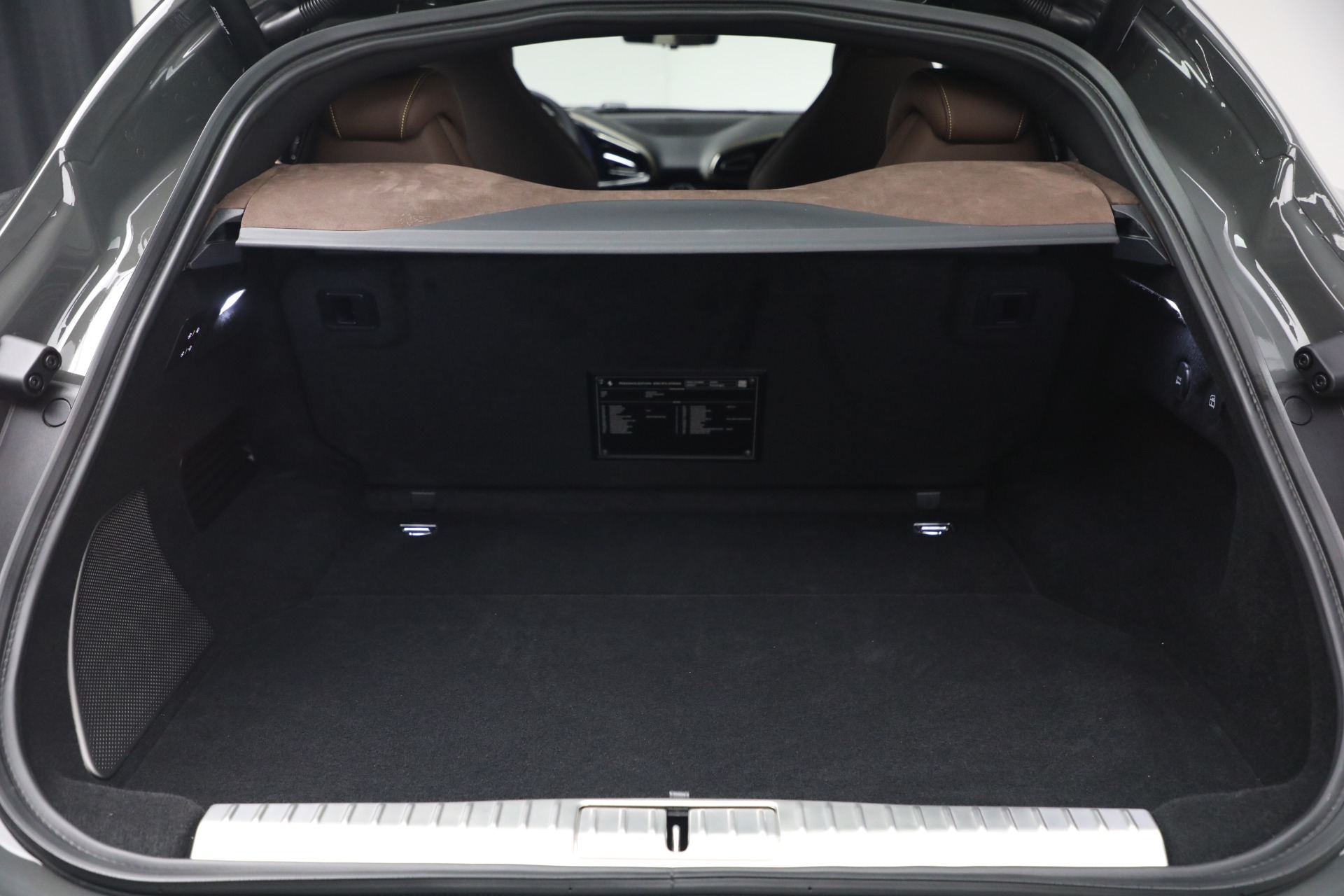 Used-2025-Ferrari-Purosangue