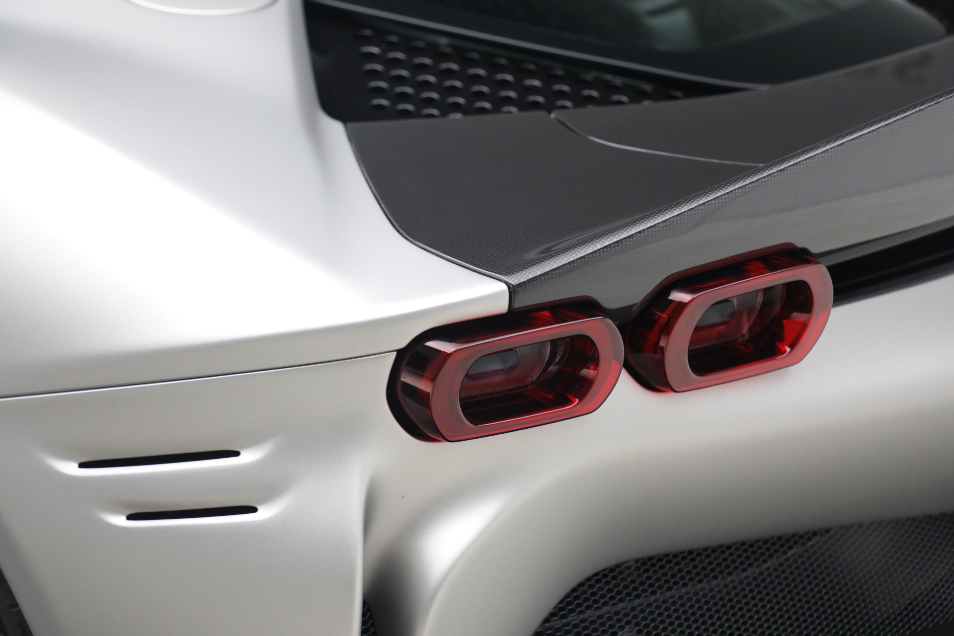 Used-2023-Ferrari-SF90-Spider