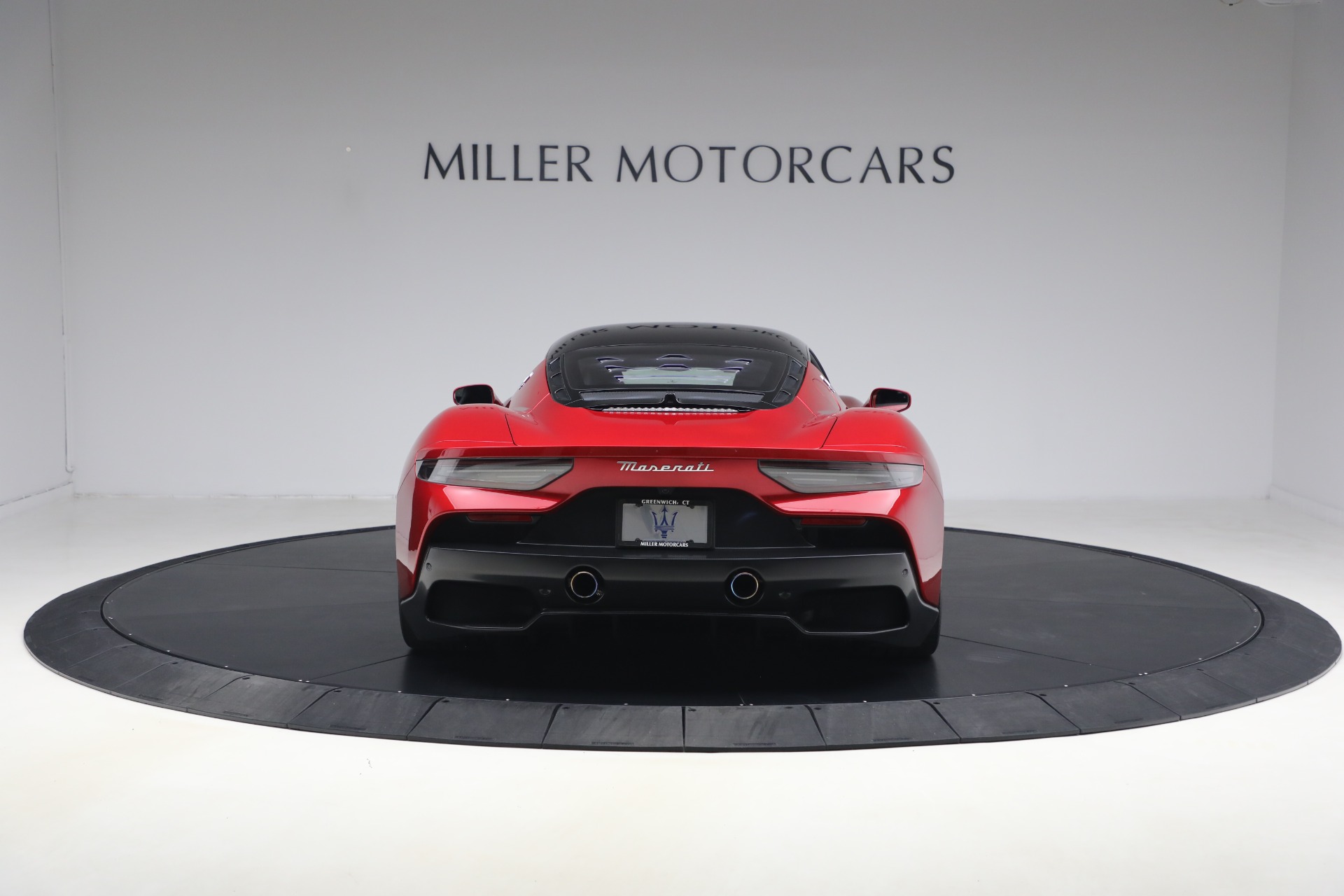 Used-2022-Maserati-MC20