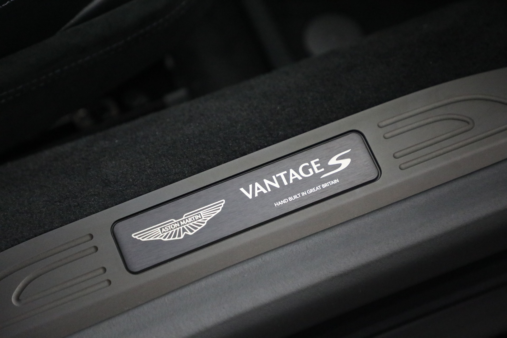 New-2026-Aston-Martin-Vantage-S-Roadster