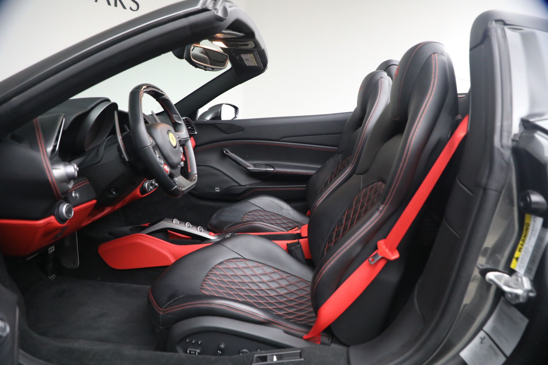 Used-2018-Ferrari-488-Spider