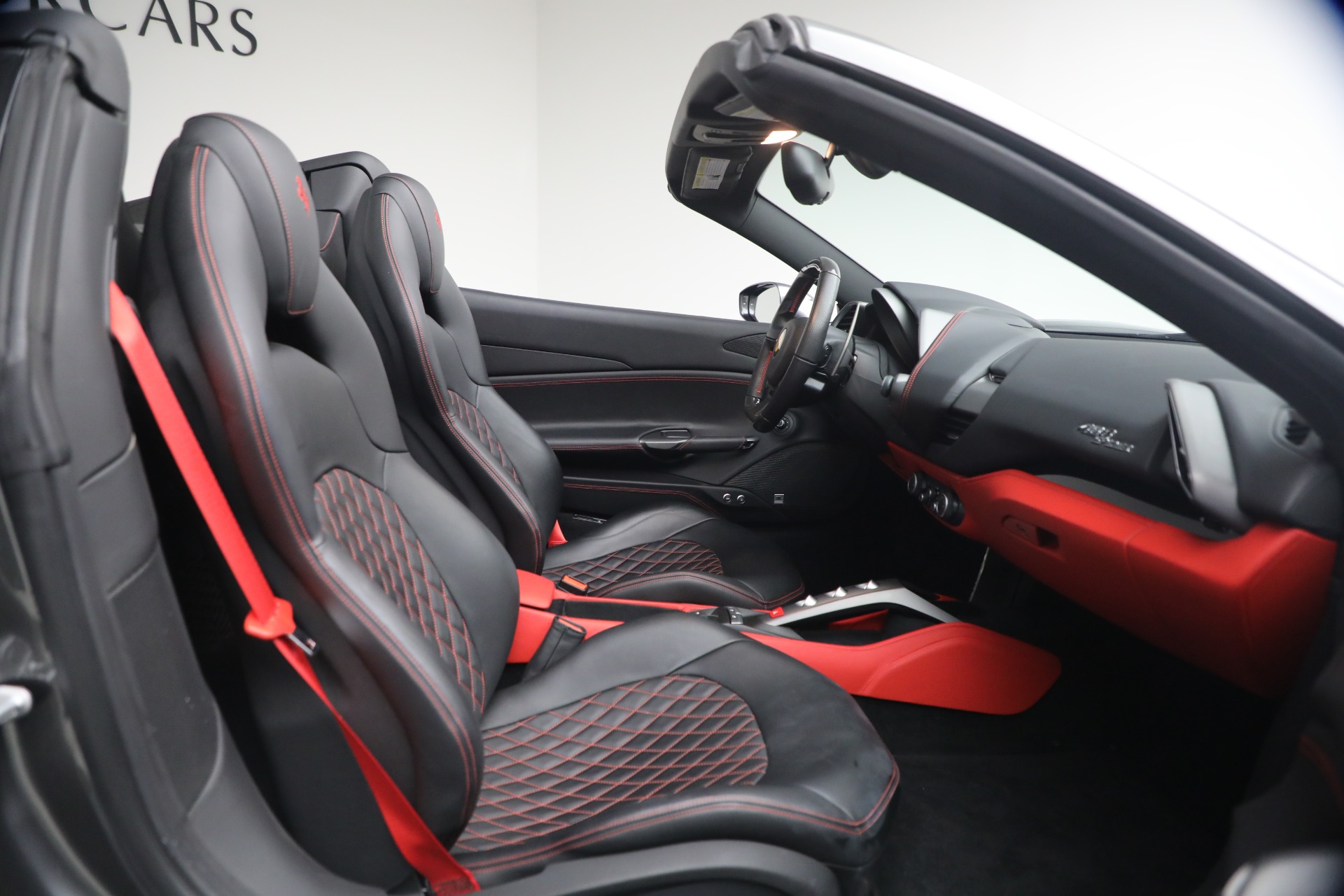 Used-2018-Ferrari-488-Spider