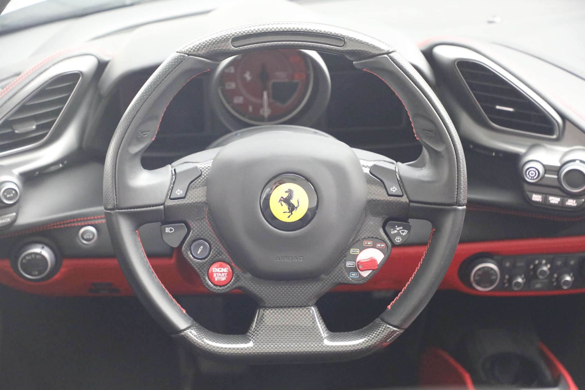 Used-2018-Ferrari-488-Spider