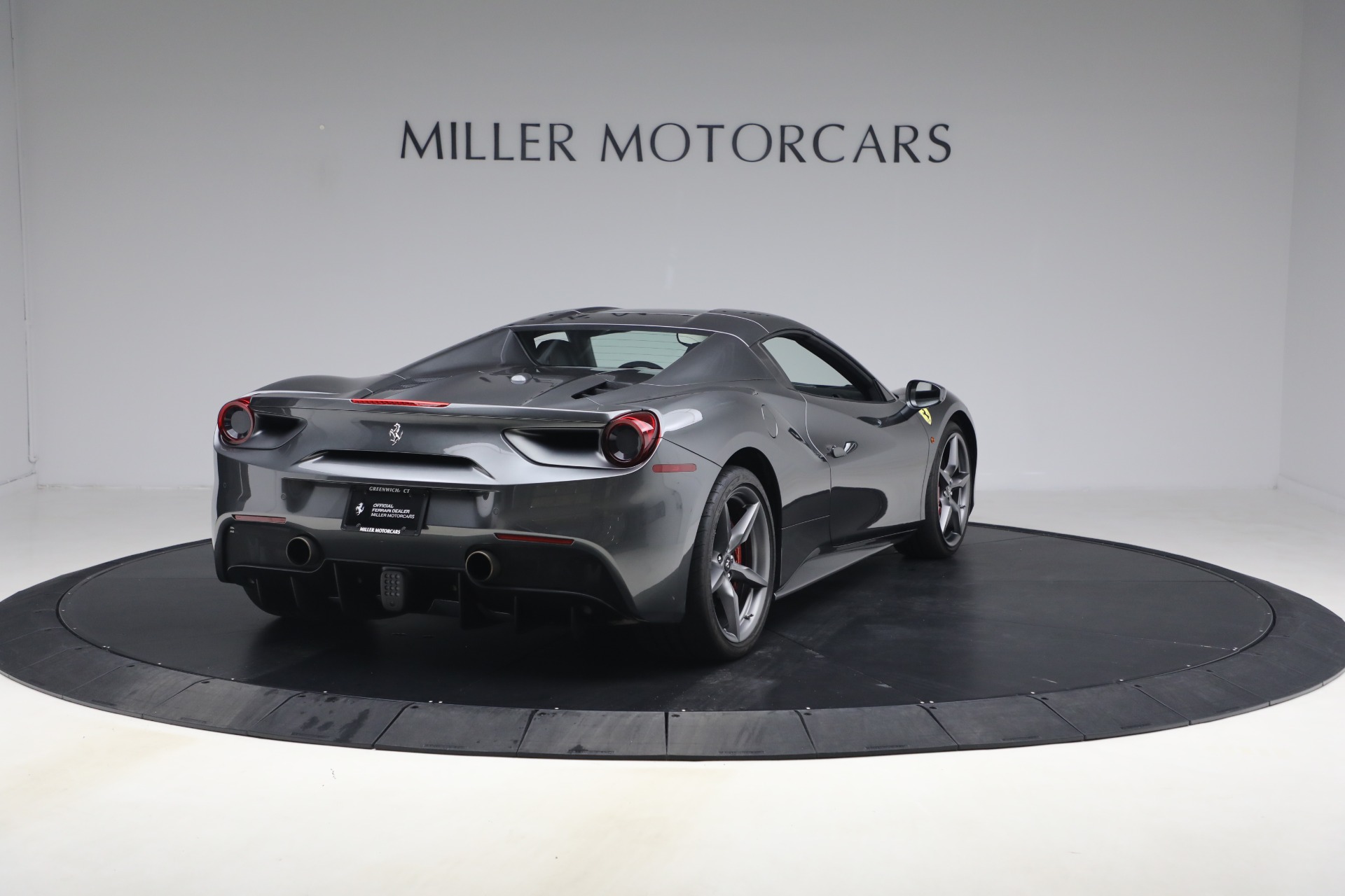 Used-2018-Ferrari-488-Spider