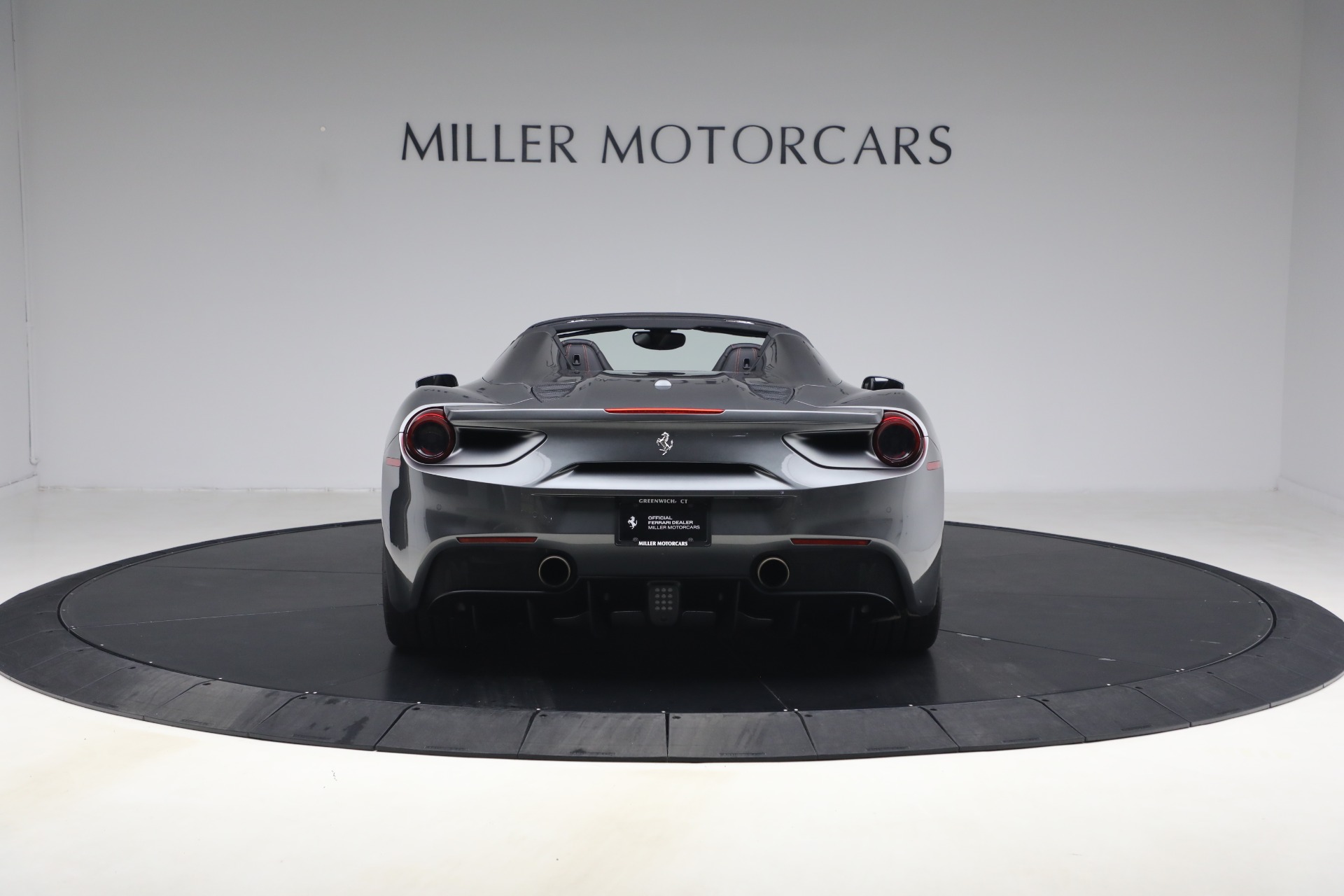 Used-2018-Ferrari-488-Spider