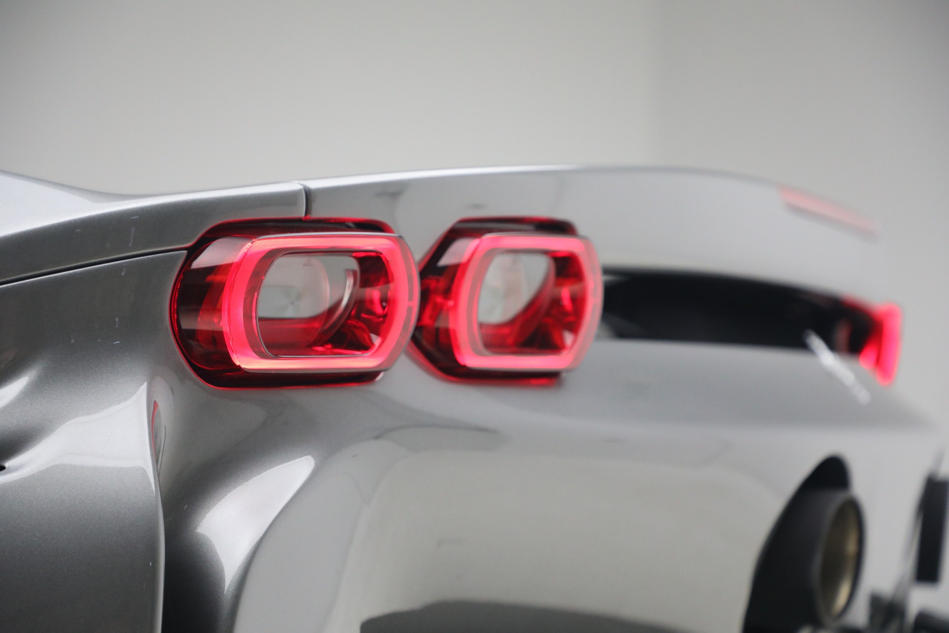 Used-2024-Ferrari-SF90-Spider