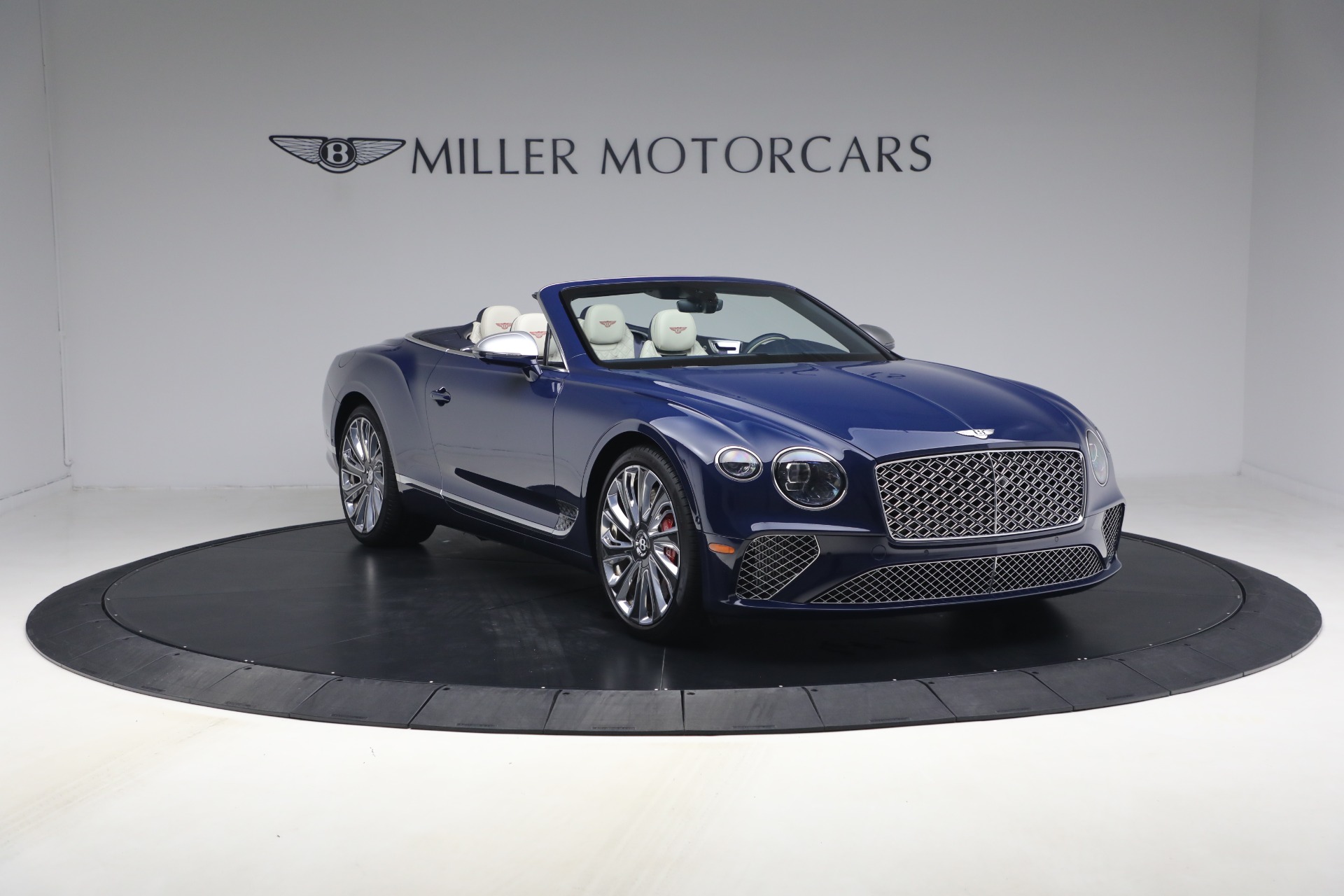 Used-2022-Bentley-Continental-GTC-V8