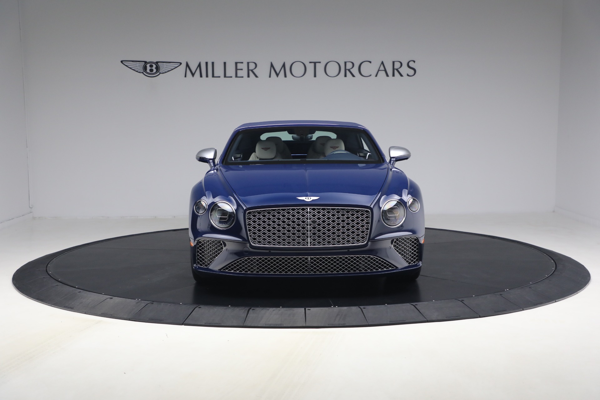 Used-2022-Bentley-Continental-GTC-V8