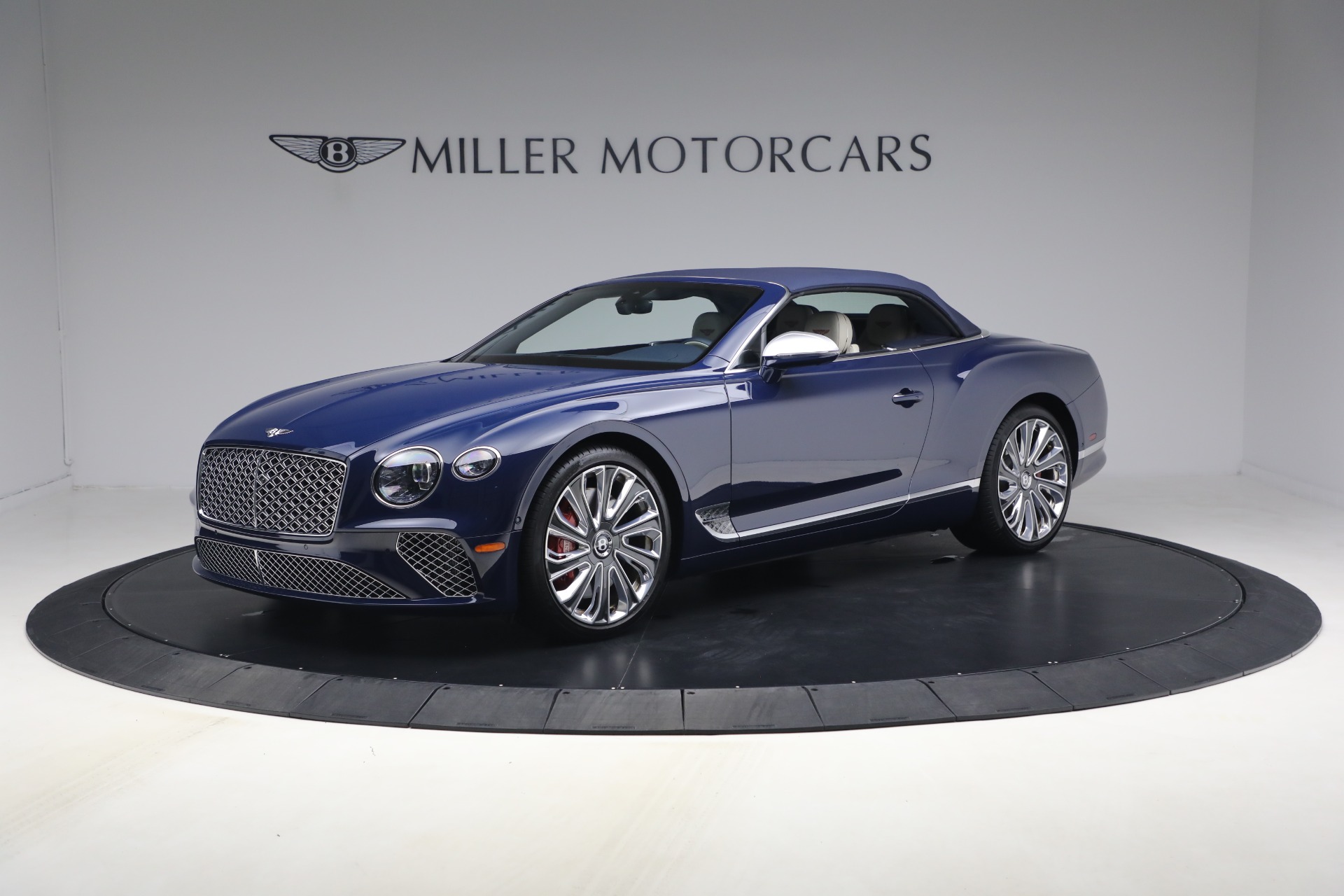 Used-2022-Bentley-Continental-GTC-V8