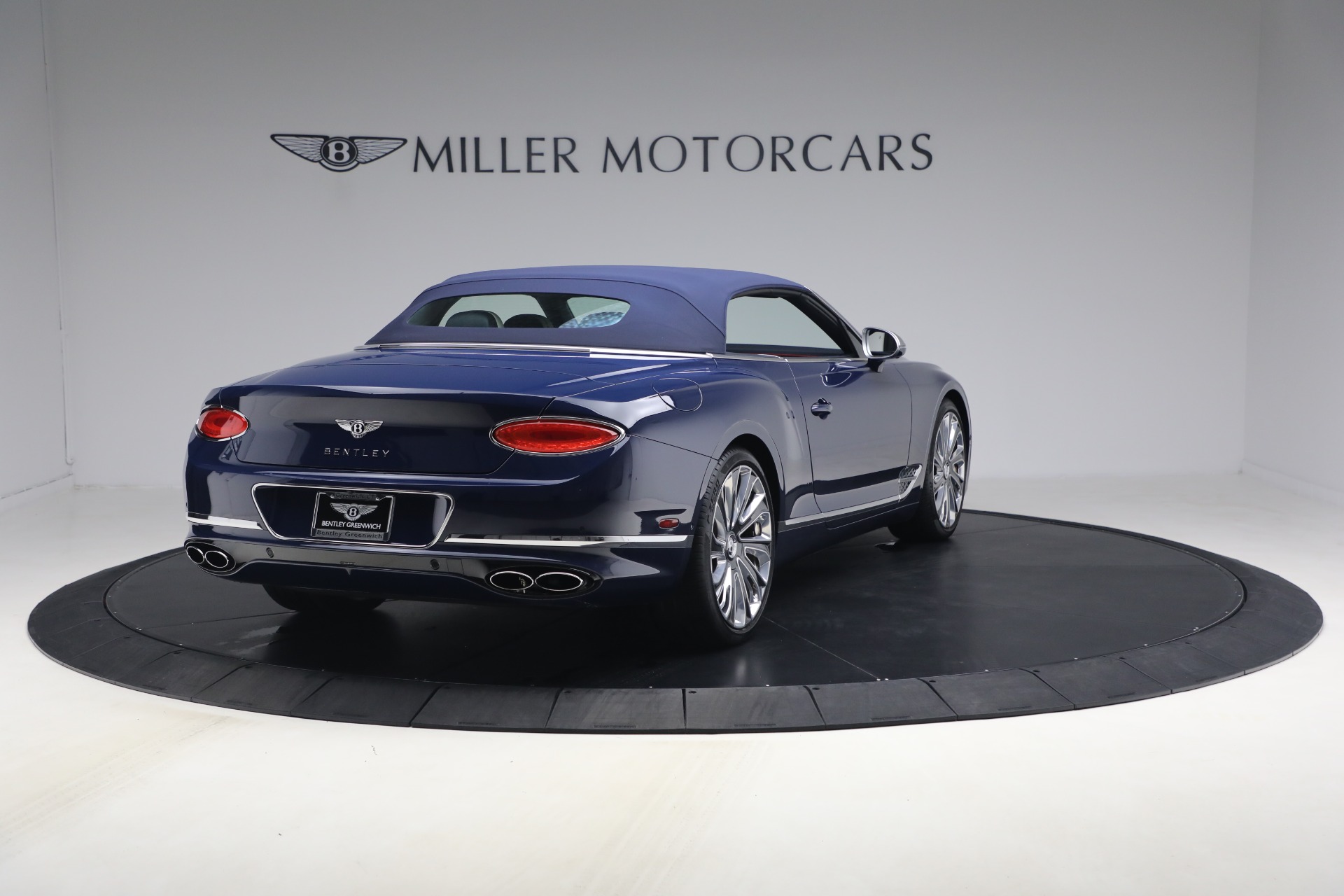 Used-2022-Bentley-Continental-GTC-V8