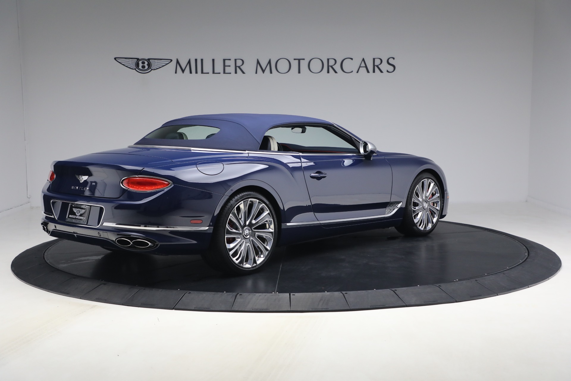 Used-2022-Bentley-Continental-GTC-V8