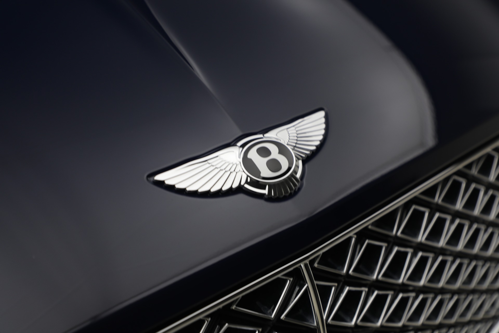 Used-2022-Bentley-Continental-GTC-V8