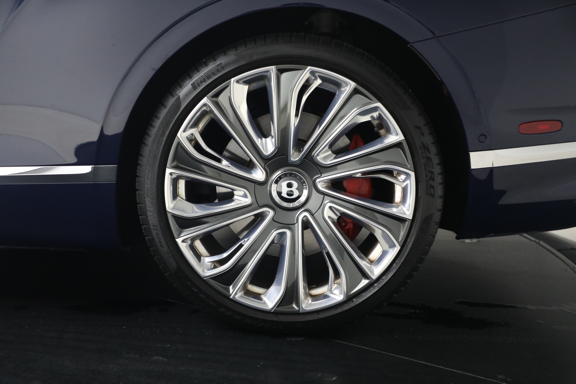 Used-2022-Bentley-Continental-GTC-V8